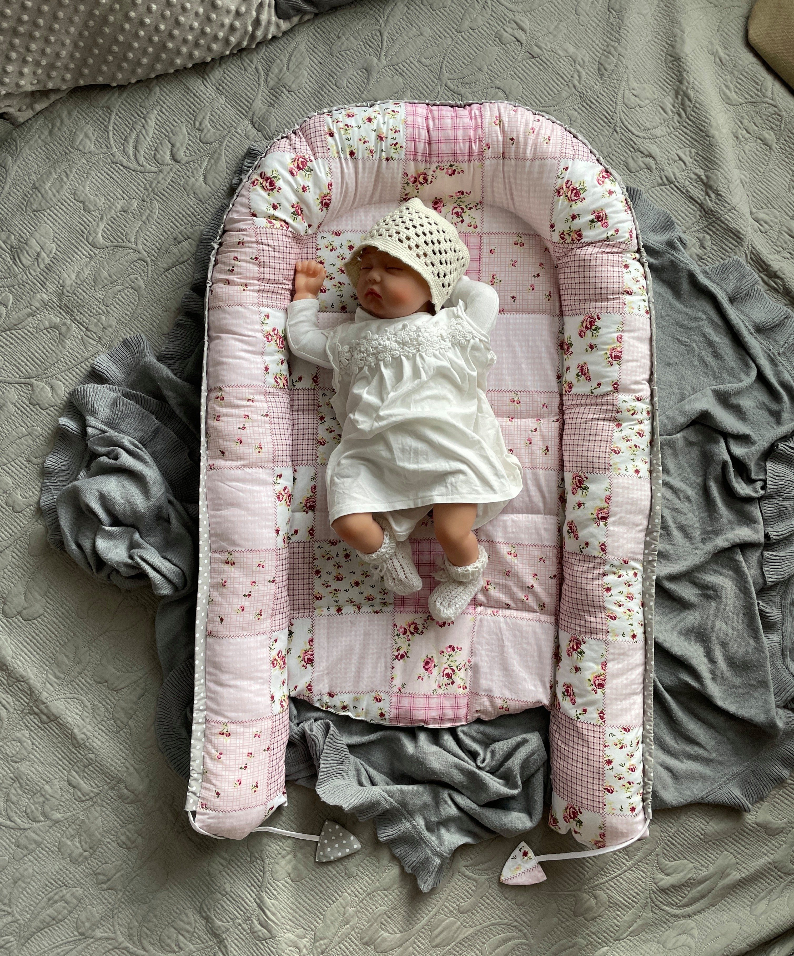 Kleinserien-Nähen! Mädchen GRAU Stoffe Nestchen Babyaustattung Jahreszeiten LOOLAY), Reisebett SET, Bettnestchen 4 SOLO/ PATCHWORK + BABYNEST Nestchen Geschenk Bärchen Mädchen SETS, und von 2-tlg., (Kuschelnest im Pünktchen Babykokon o. Rosa Patchwork/ Loolay Europäische Baumwolle 100% 3.