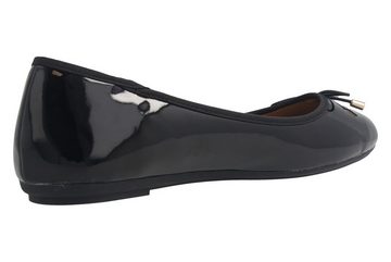 Fitters Footwear 2.514378 Fiona Black Patent Ballerina