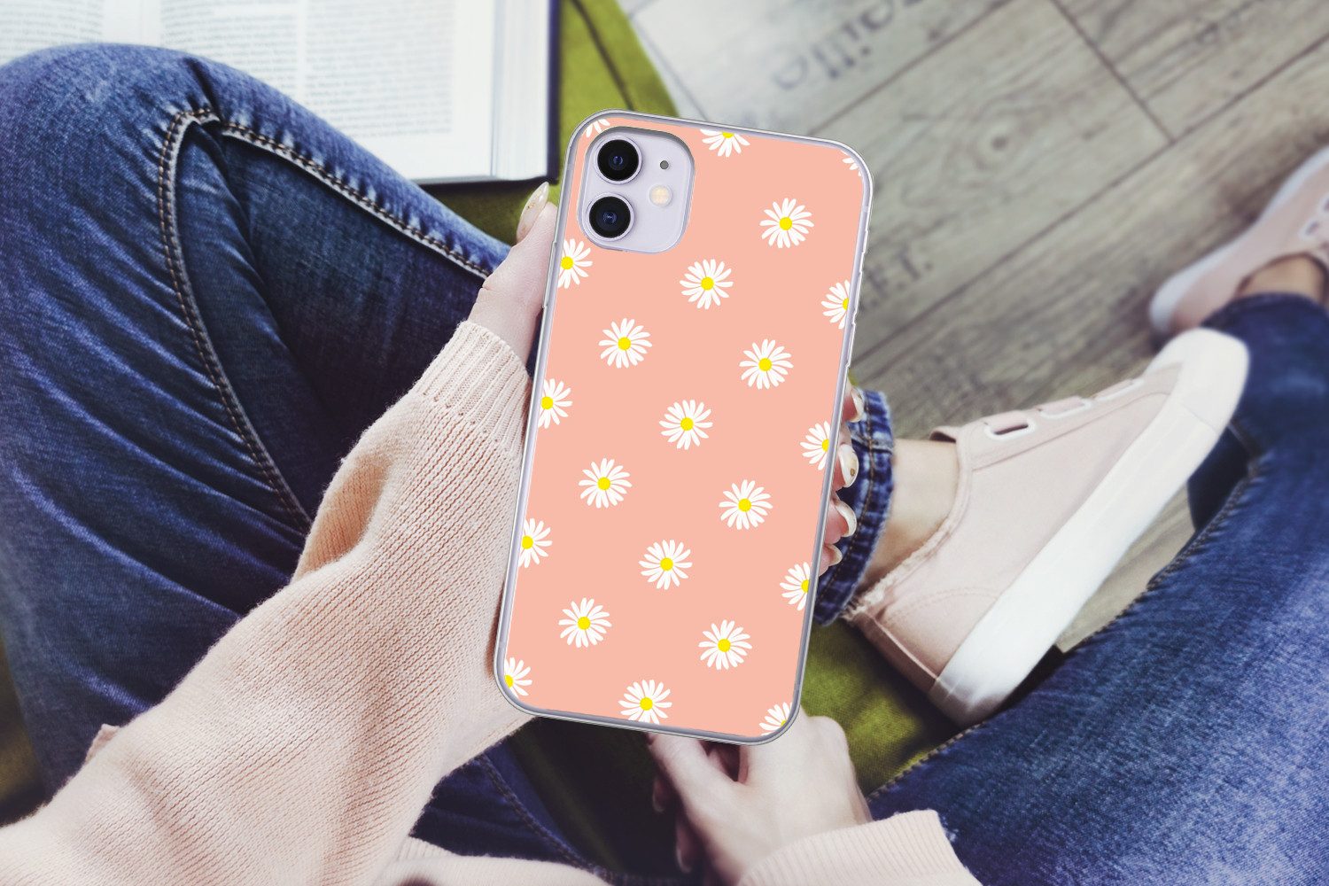 MuchoWow Handyhülle für Apple iPhone 11 Gänseblümchen - Pastell - Weiß - Rosa - Blumendruc, Smartphone-Bumper, Print, Handy Schutzhülle Dünn