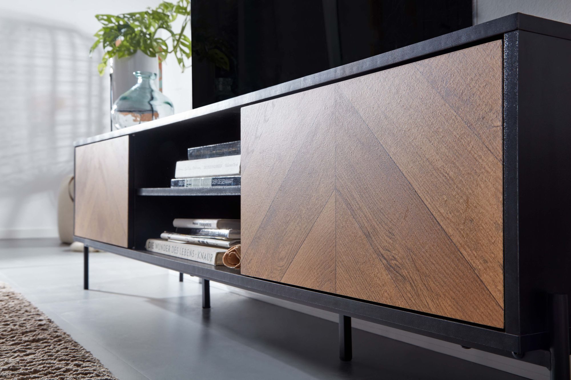FineBuy Lowboard Holz Schwarz / Eiche-Dekor 163x45x40 cm TV-Kommode mit zwei Türen, Design TV-Schrank Hoch, Fernsehtisch Fernsehschrank Modern, Fernsehkommode W – Bild 4 von 5