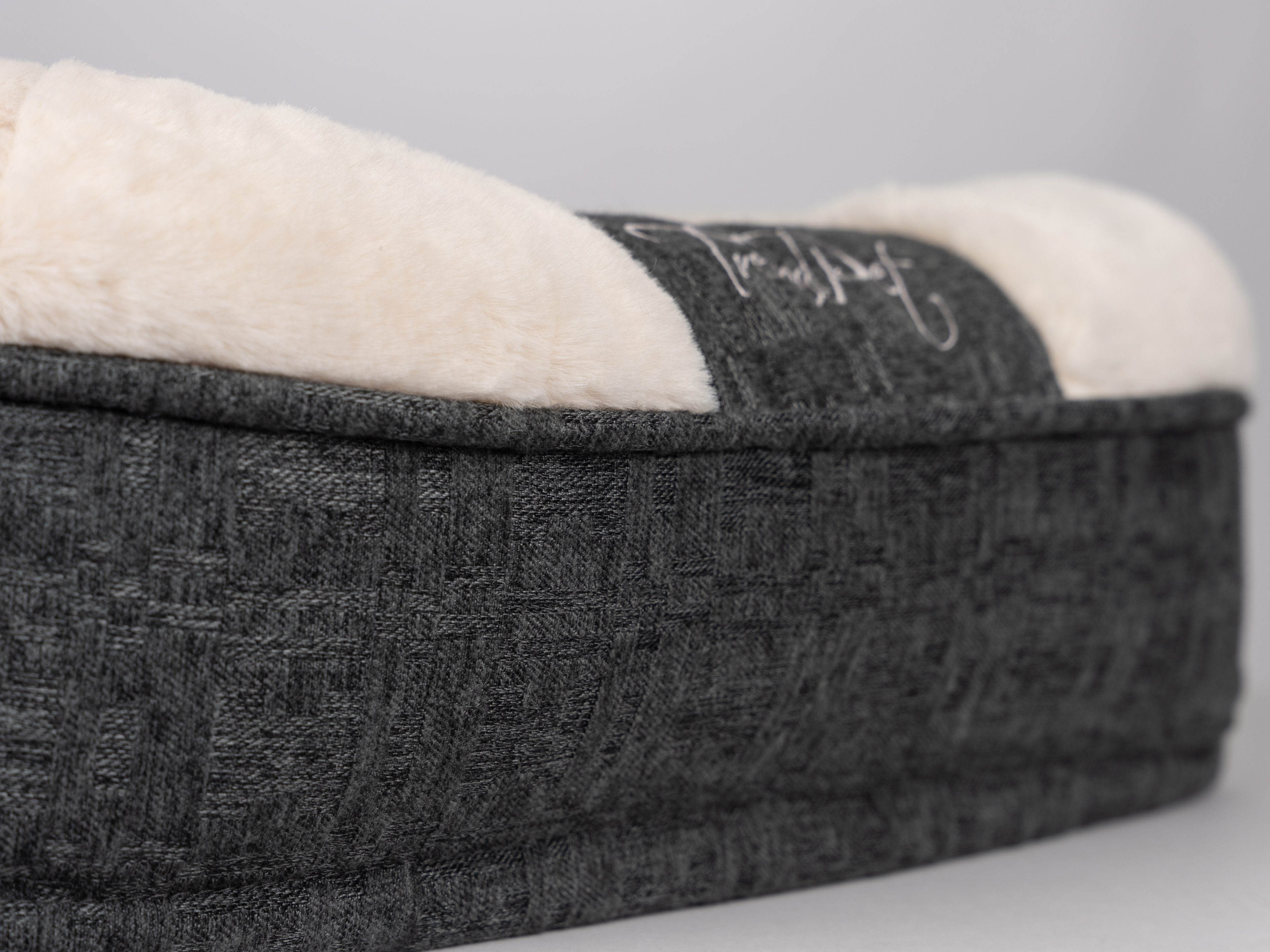 TrendPet Tierbett Hundebett "LunaLounge" Beige, 100% Polyester, in 3 Größen erhältlich – Bild 2 von 5