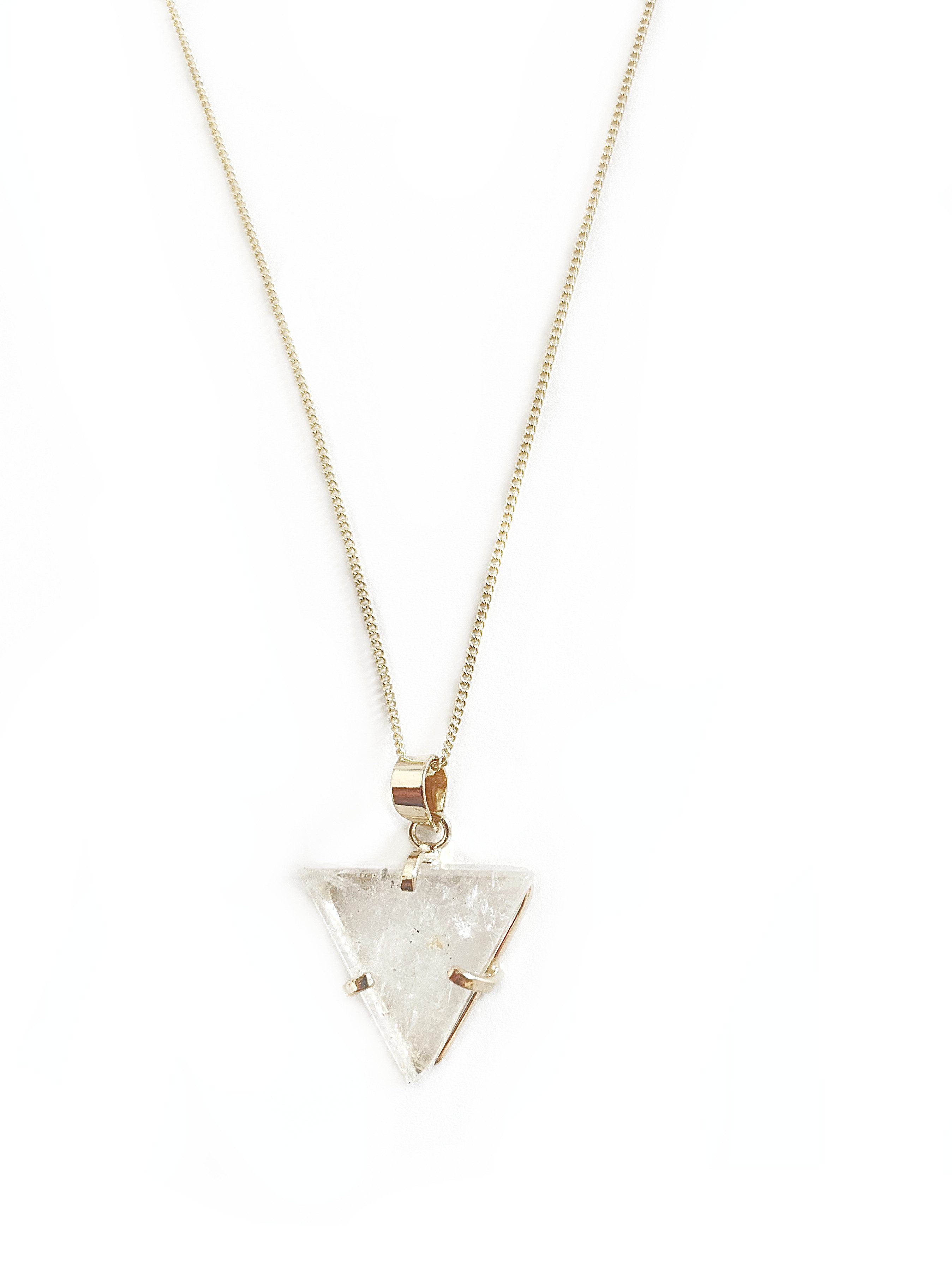 Crystal and Sage Jewelry Kette mit Einhänger Bergkristall Dreieck Edelsteinkette gold filled