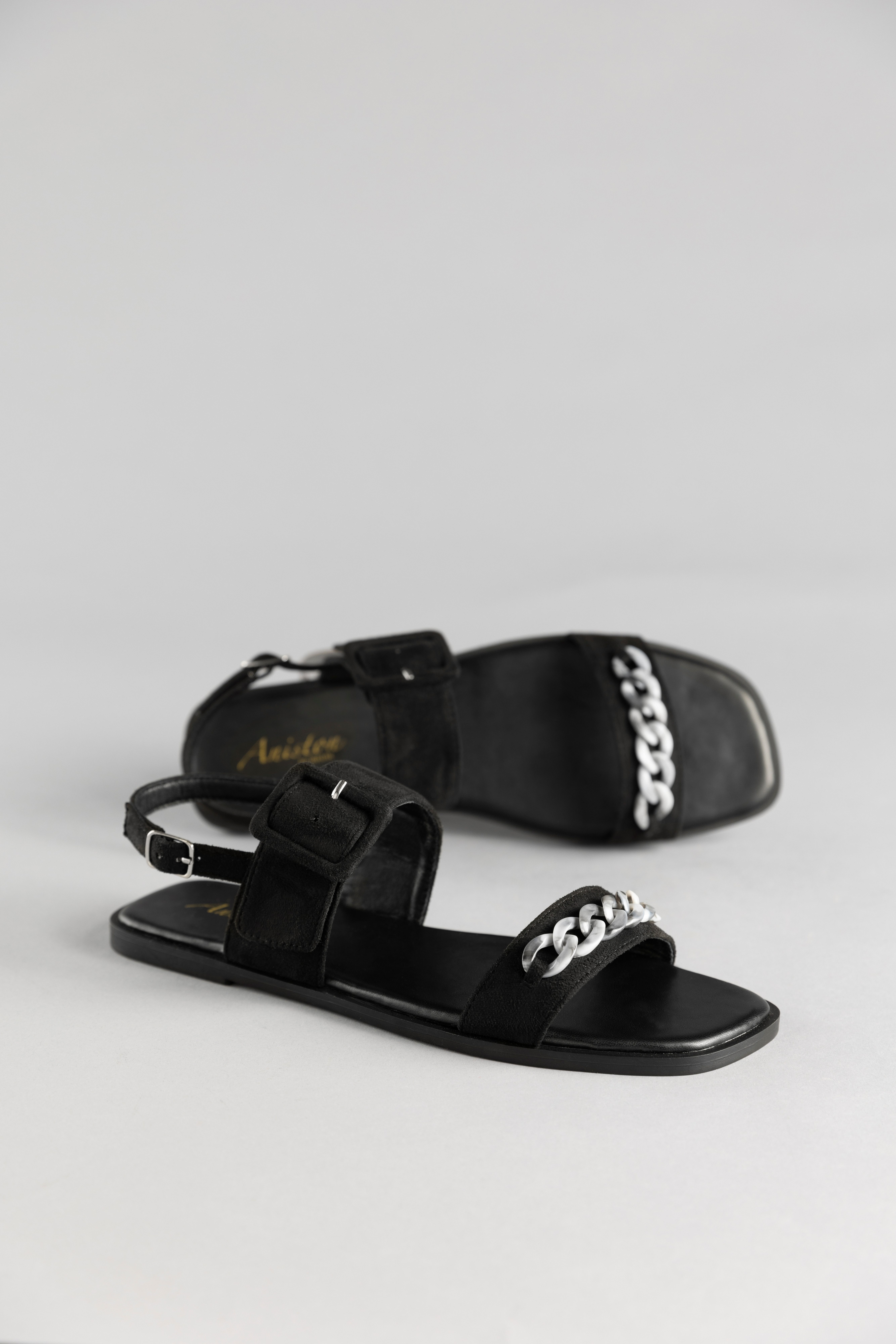 Aniston SHOES Riemchensandale, Sommerschuh, Sandalette, Zierkette günstig online kaufen