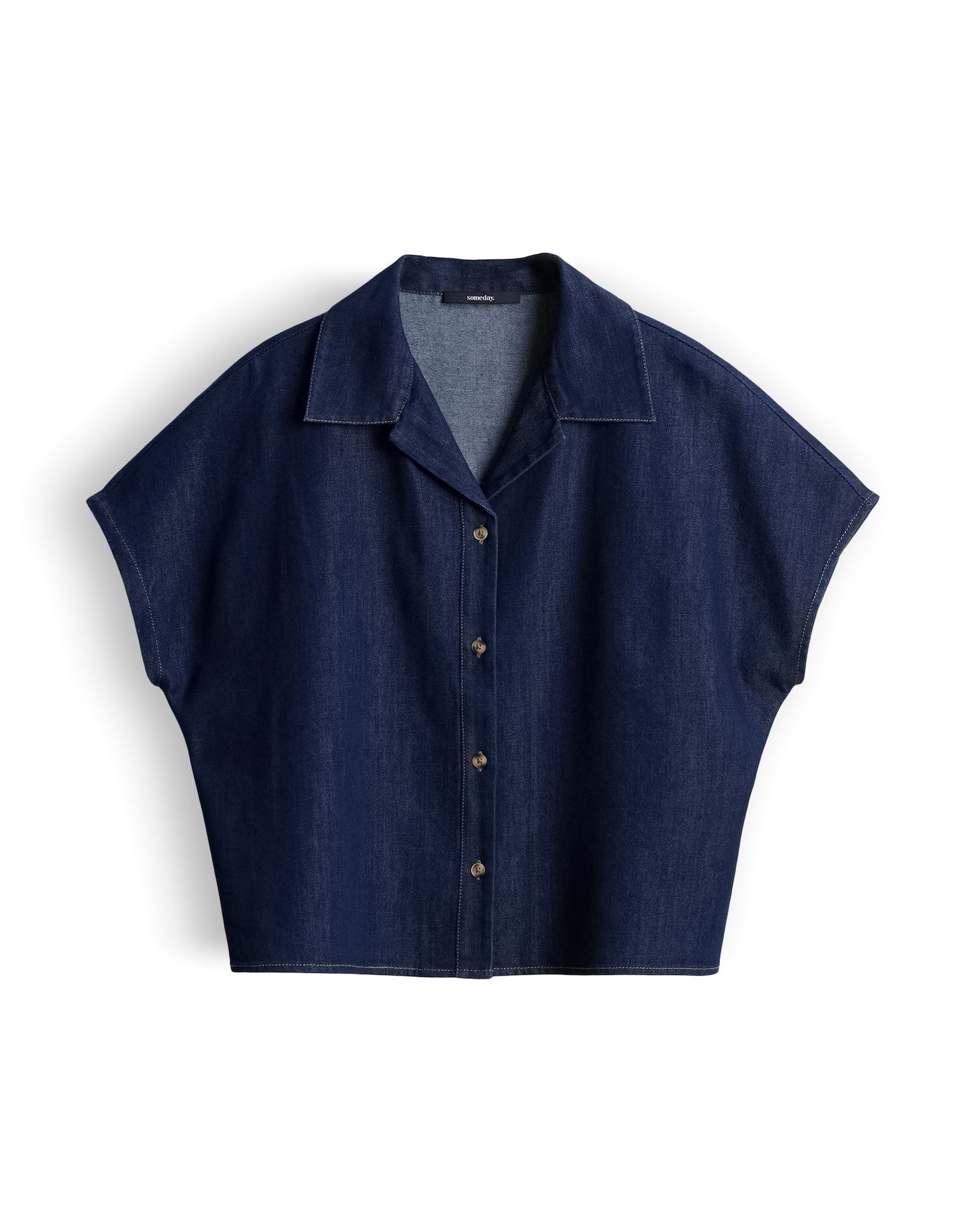 someday Kurzarmbluse Zondra denim aus Denim in Boxy-Passform Mit Knöpfen in Hornoptik als besonderem Akzent