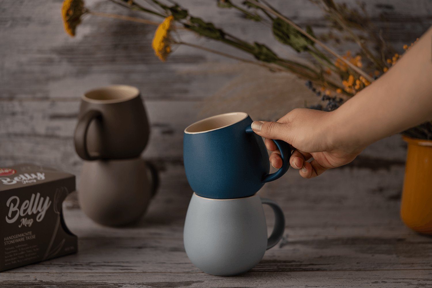 Sallys Tasse Belly Mug, handgemacht aus 400 ml, langer Wärmespeicher durch 100 % Steingut