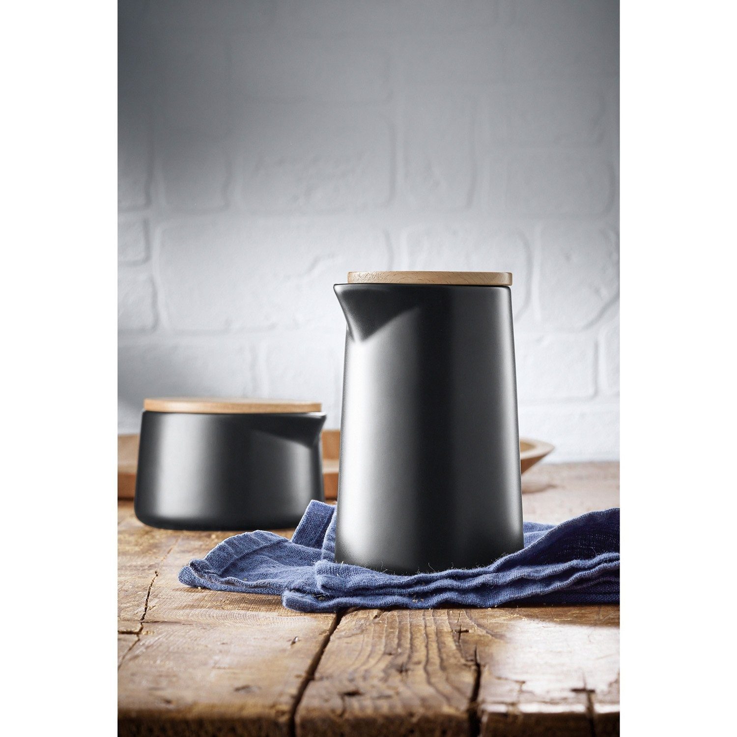WMF Milchkännchen KINEO, Braun, Schwarz, Feinsteinzeug, Holzdeckel, 0,27 l, hitzebeständig bis 130 °C