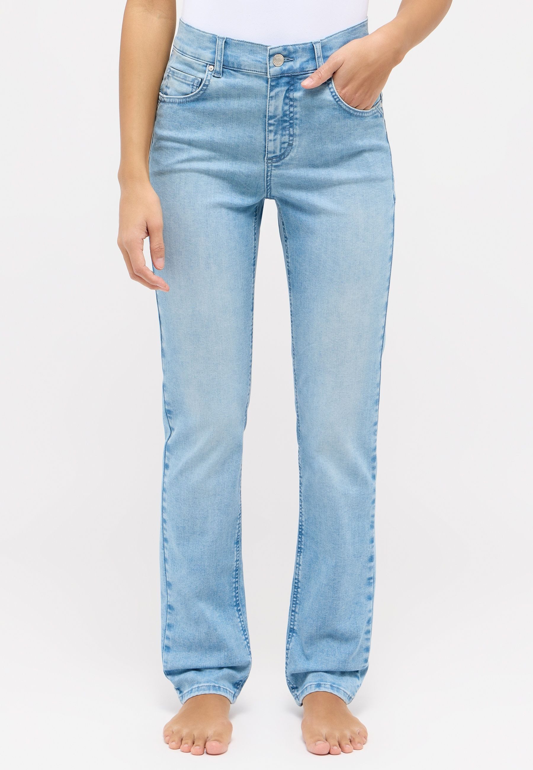Chinos