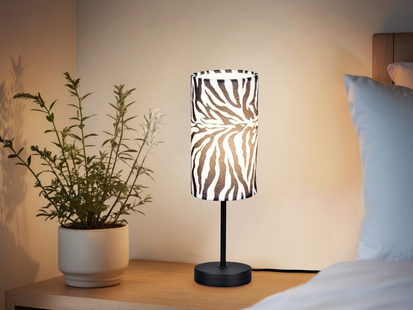 Reality Leuchten LED Nachttischlampe mit Stoffschirm Zebramuster Höhe 36,5cm, Dimmfunktion, LED wechselbar, warmweiß, ausgefallen-e coole besondere Tischlampe F – Bild 5 von 5