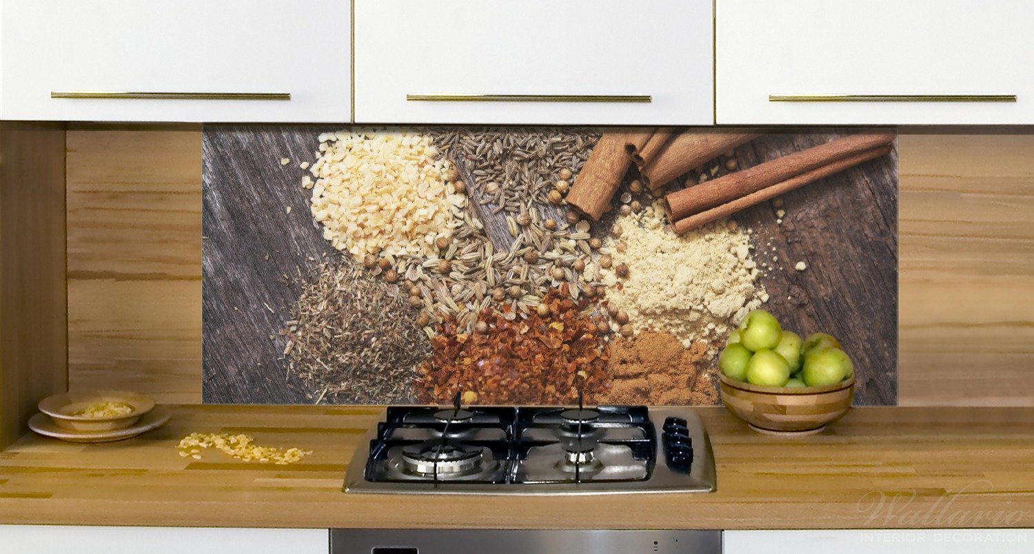 Wallario Küchenrückwand Aromatische trockene der (1-tlg) Küche, Gewürze in