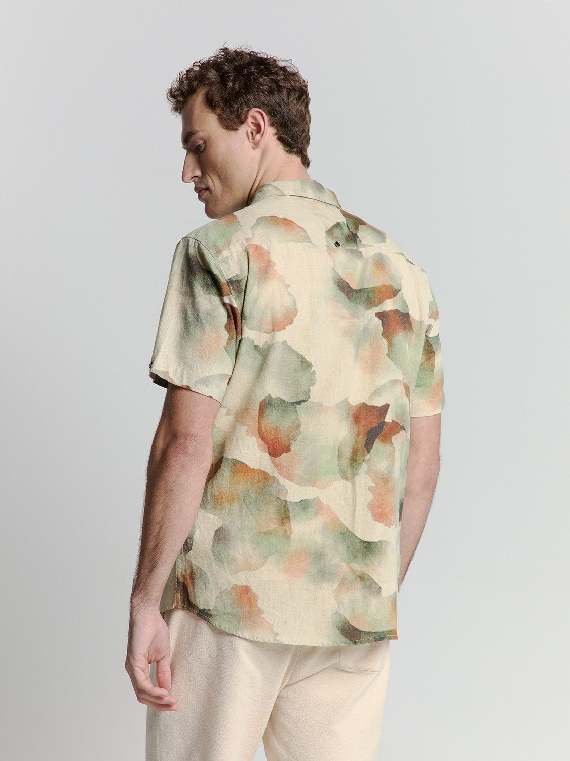 NO EXCESS Kurzarmhemd Shirt Short Sleeve Revers Collar Allover Printed With Linen Mint