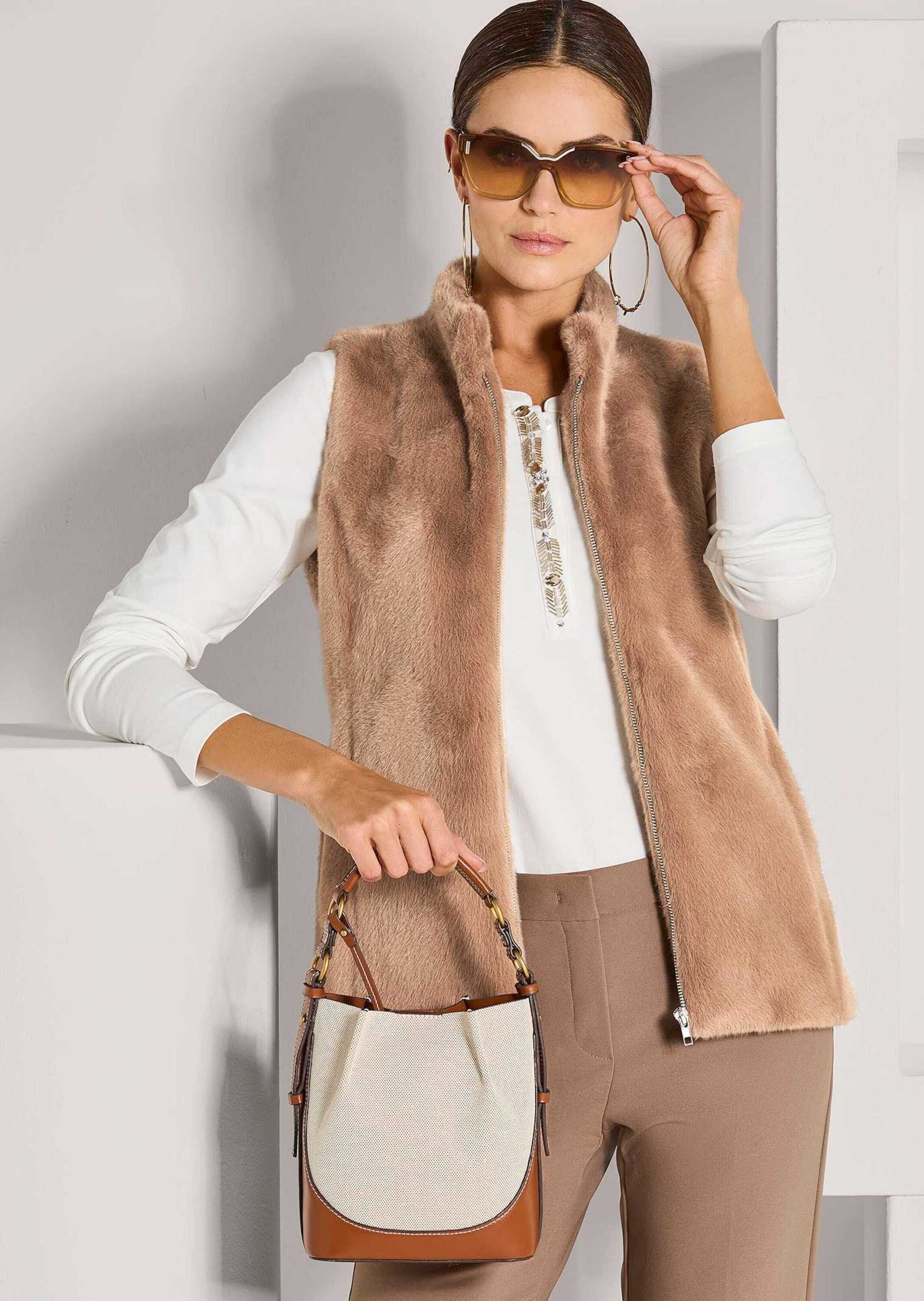 MADELEINE Kurzweste Webpelz-Weste mit Stehkragen Ärmellose Weste aus weichem Webpelz, Reißverschluss