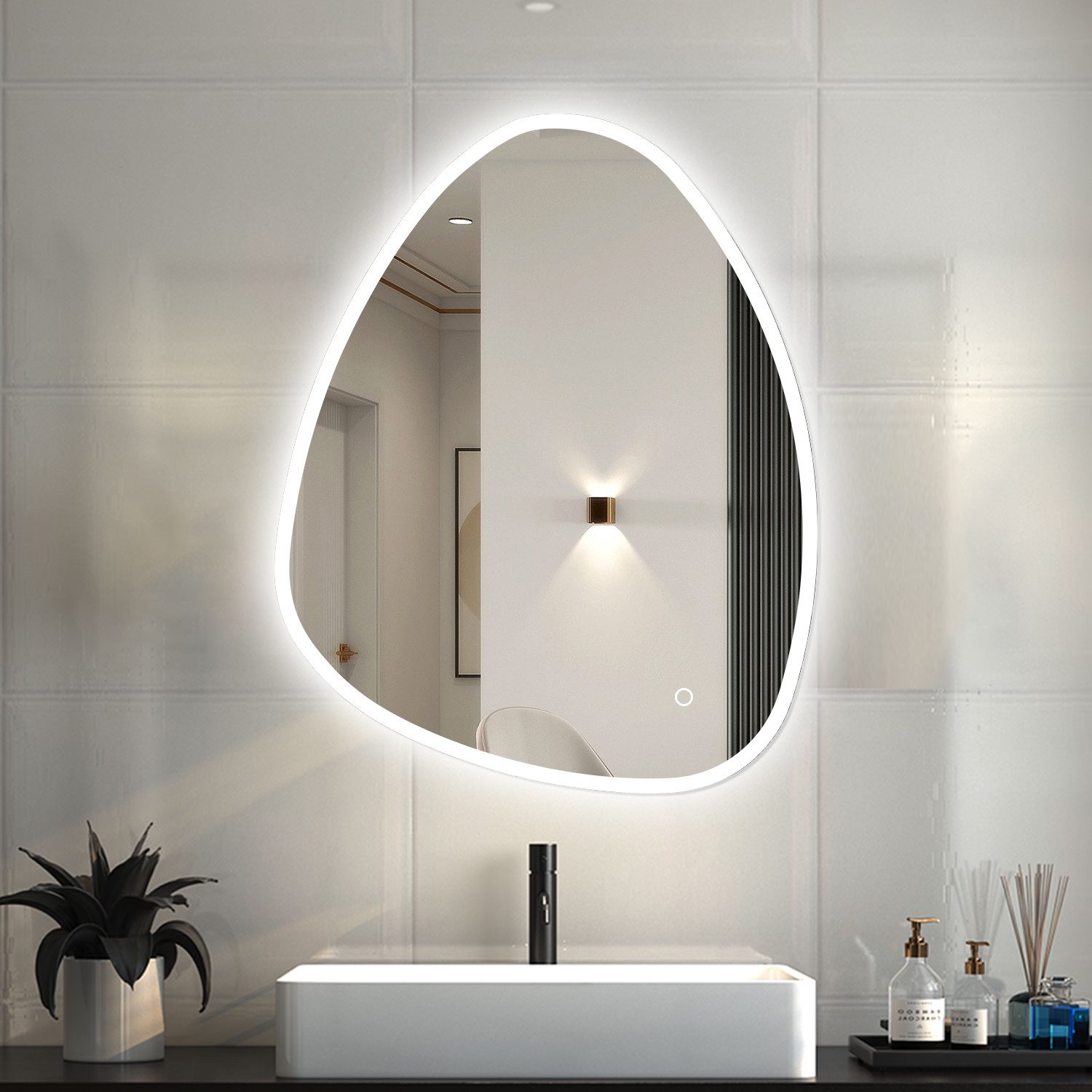 Duschparadies GmbH Badspiegel LED‑Badezimmerspiegel, asymmetrischer Wandspiegel mit 3 Lichtfarben