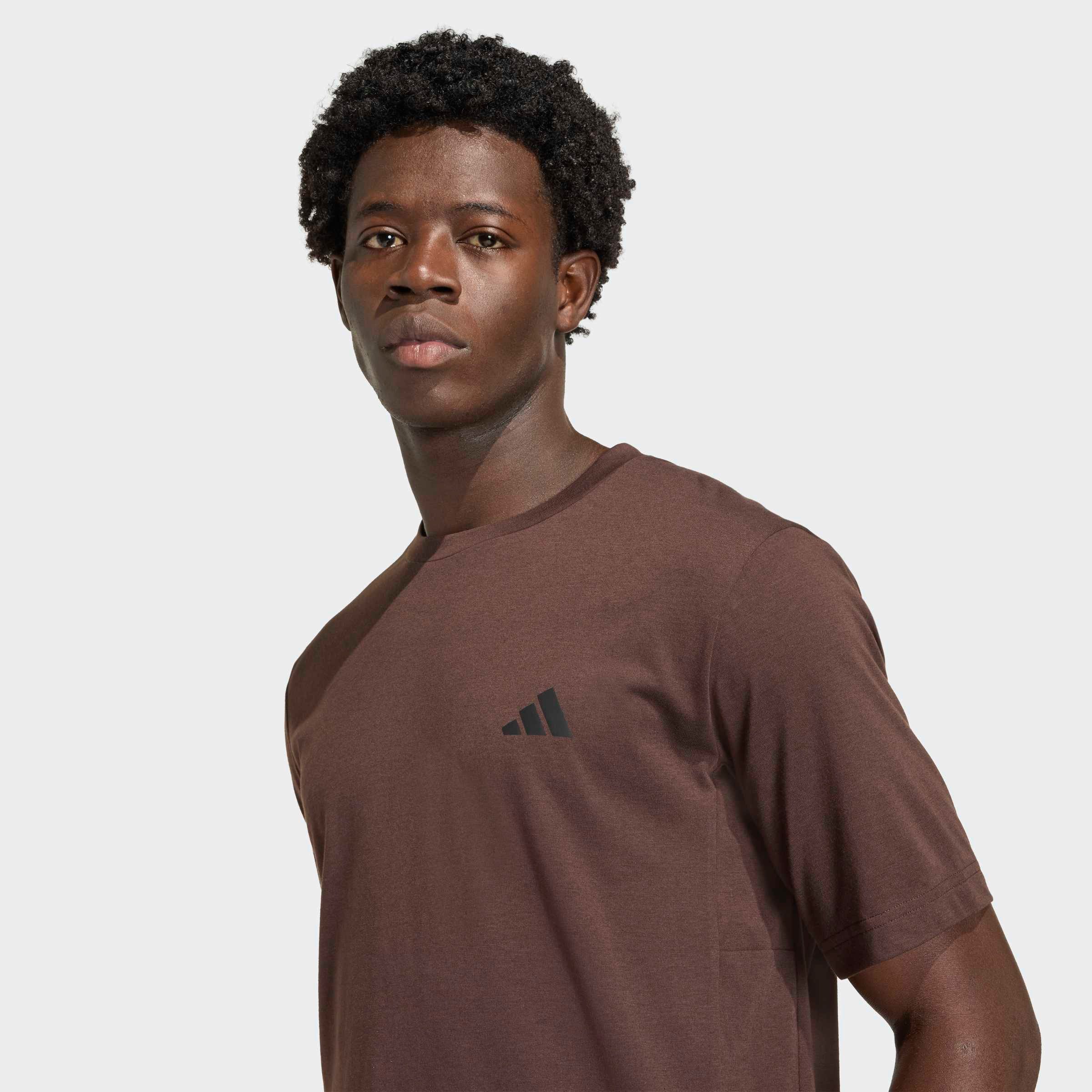 adidas Performance T-Shirt WORKOUT ESSENTIALS FEELREADY mit Rundhalsausschnitt, aus Polyester