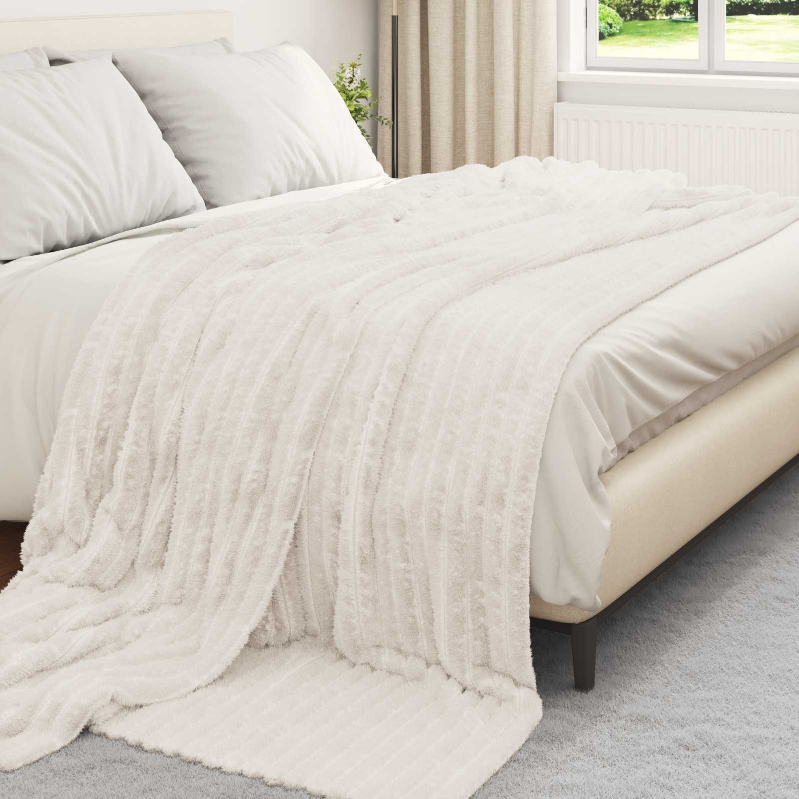 vidaXL Bettüberwurf Überwurfdecke Creme 240 x 220 cm Fleece