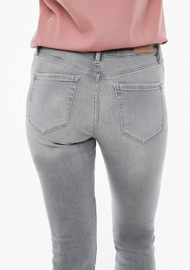 s.Oliver Skinny-fit-Jeans in coolen, unterschiedlichen Waschungen