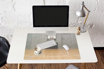 MuchoWow Gaming Mauspad Ein leerer Basketballplatz in einer Halle (1-St), Büro für Tastatur und Maus, Mousepad Gaming, 90x60 cm, XXL, Großes