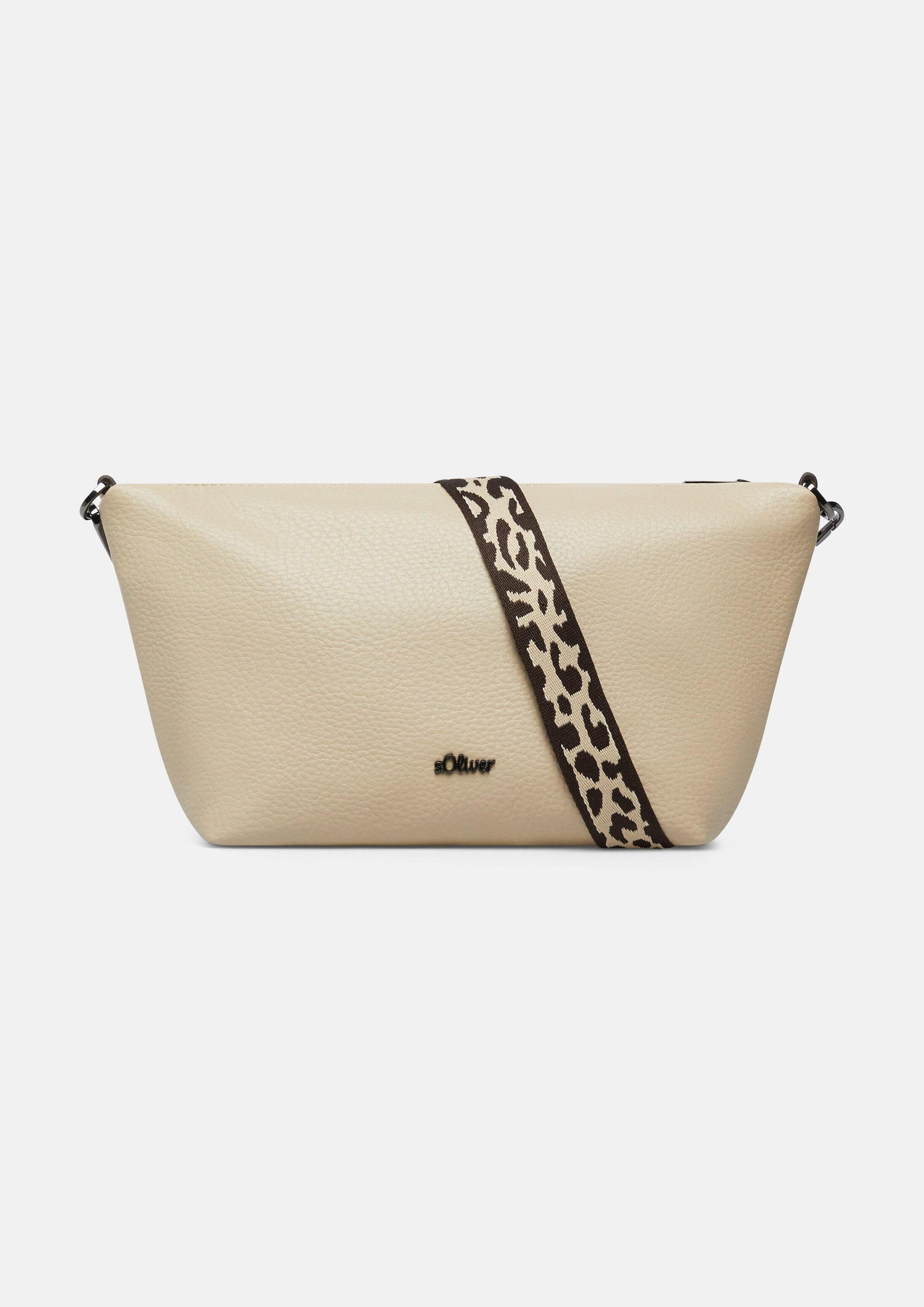 s.Oliver Umhängetasche Tasche, Tasche mit Logo-Platte und verstellbarem Gurt