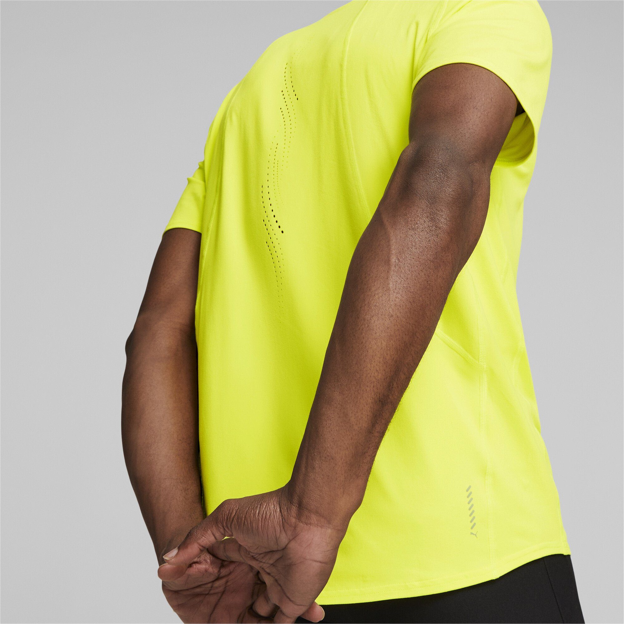 Burst Yellow Lauf-T-Shirt Herren kurzärmliges Laufshirt Cloudspun PUMA
