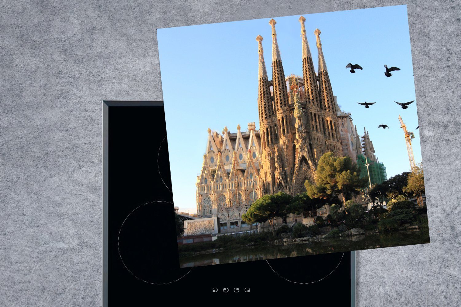 Spanien, für MuchoWow in (1 Sagrada cm, küche Vögel Arbeitsplatte der Ceranfeldabdeckung, tlg), Vinyl, Familia vor Herdblende-/Abdeckplatte 78x78