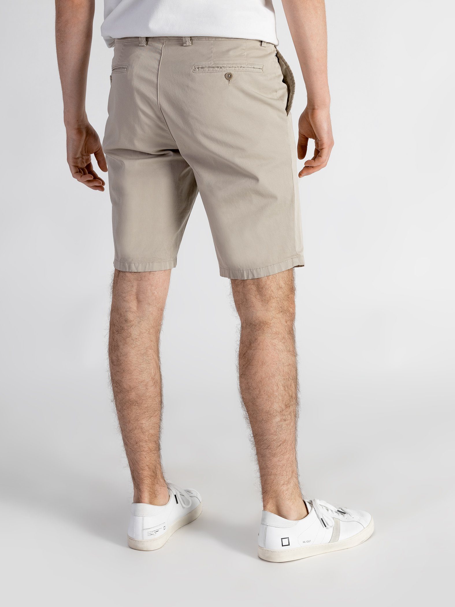 mit Shorts TwoMates GOTS-zertifiziert Shorts sandbeige elastischem Bund, Farbauswahl,