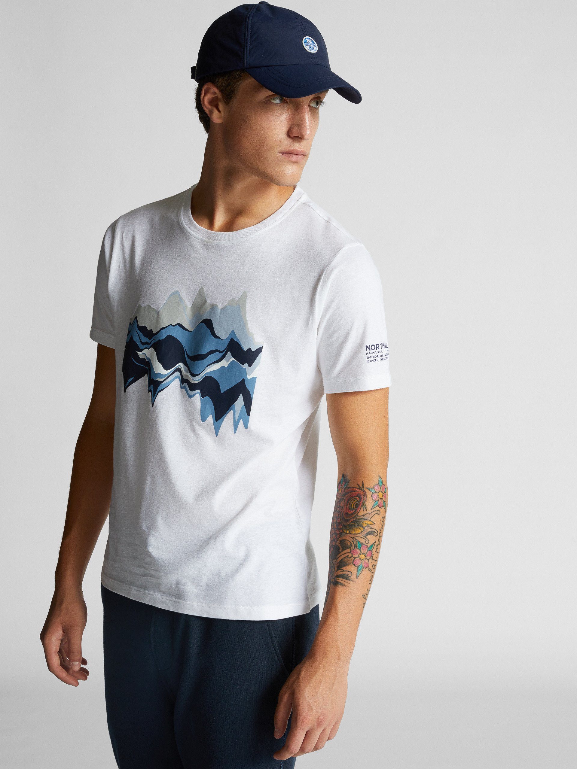 Grafikdruck North Rundhals und T-Shirt WHITE mit Sails T-Shirt
