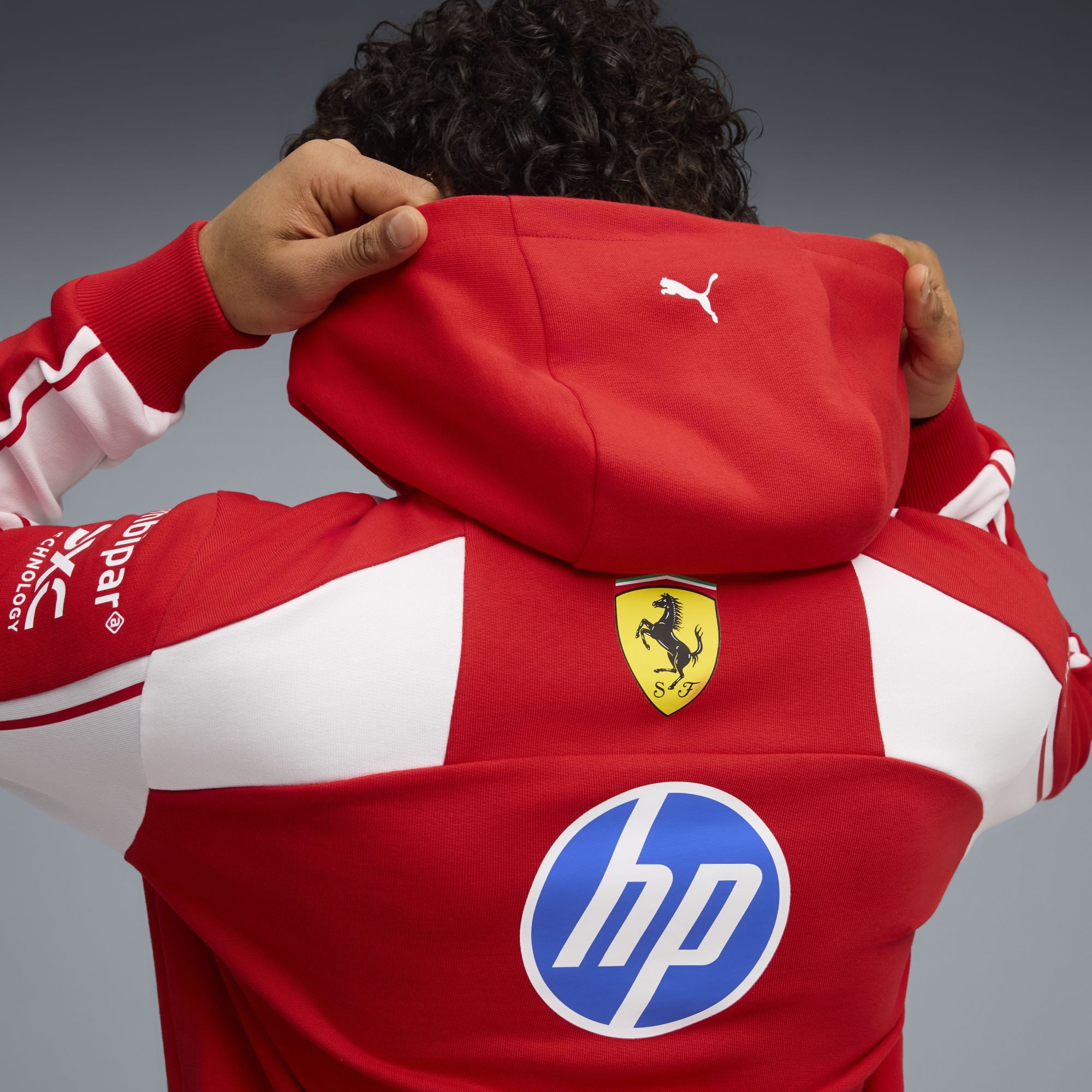 Scuderia Ferrari Kapuzenpullover Scuderia Ferrari Team Kapuzenpullover Puma 2026