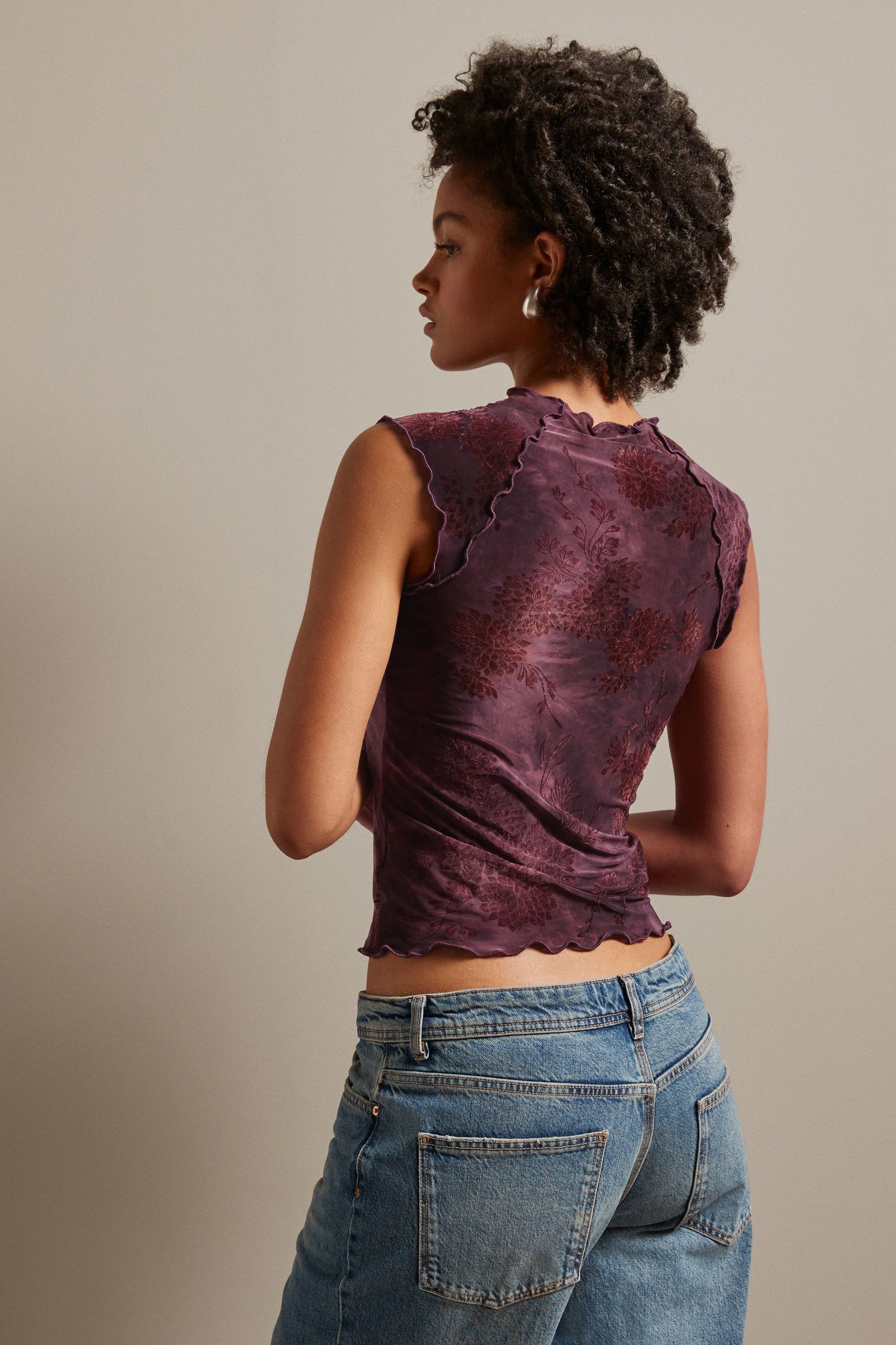 Next T-Shirt Kurzarmoberteil in melierter Optik mit Kräuselsaum (1-tlg) günstig online kaufen