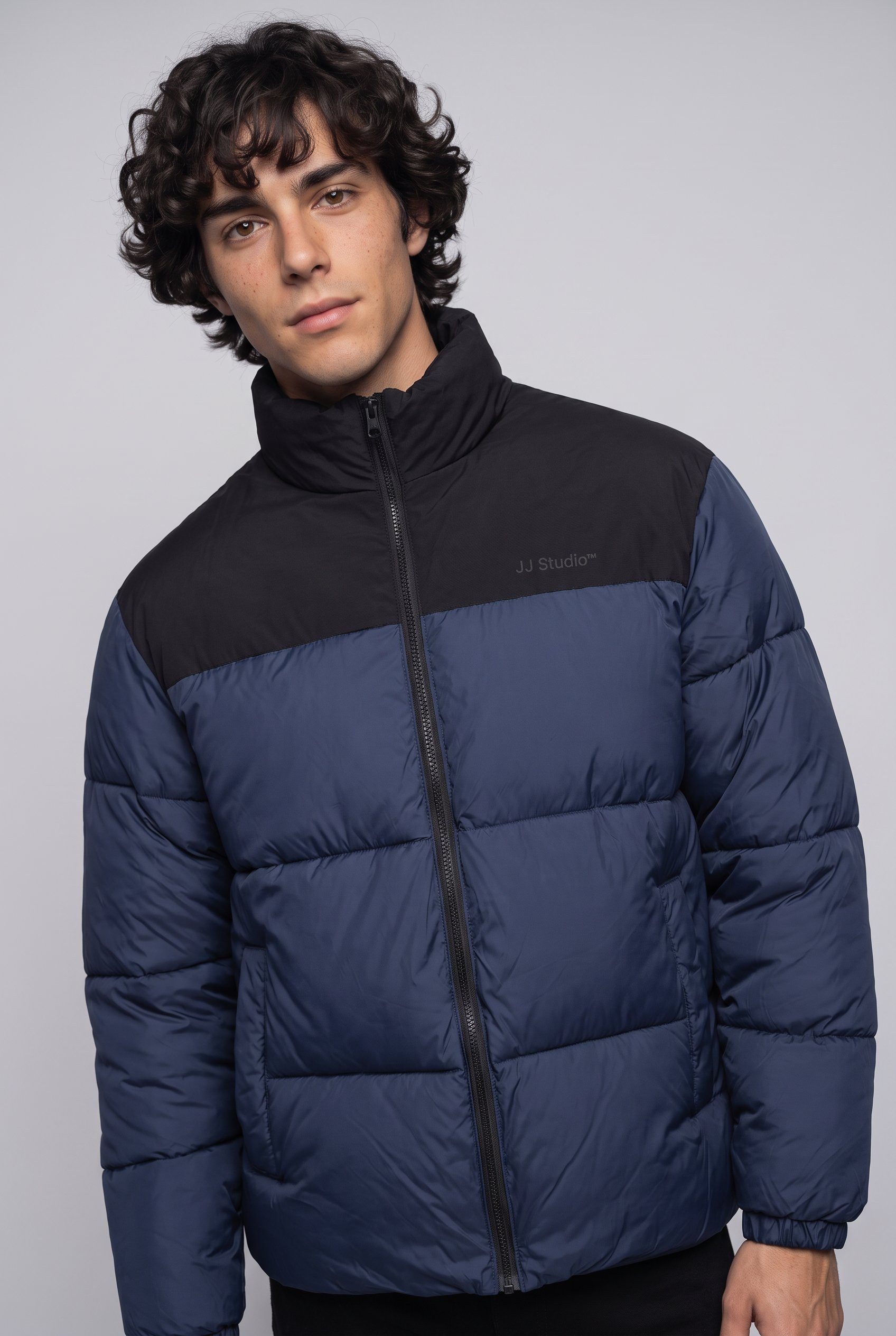 Jack & Jones Steppjacke JJRAZE COLLAR STAND PUFFER Kunstfaser, regular fit – Bild 2 von 5
