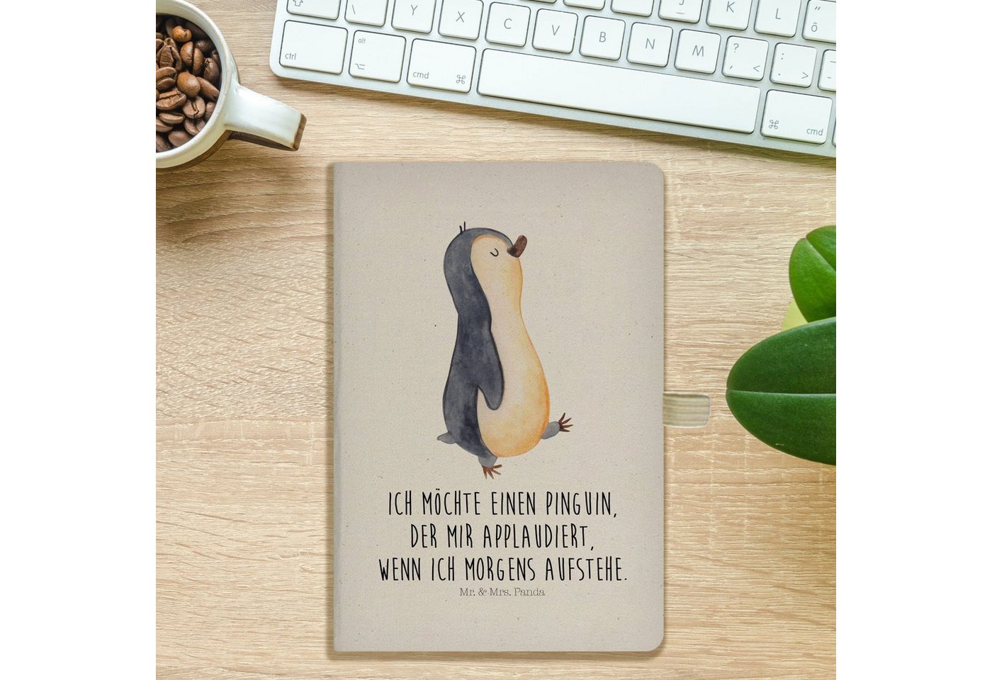 Thumbnail - Mr. & Mrs. Panda Notizbuch Pinguin marschieren - Transparent - Geschenk, Skizzenbuch, Notizblock Mr. & Mrs. Panda, Flexi...