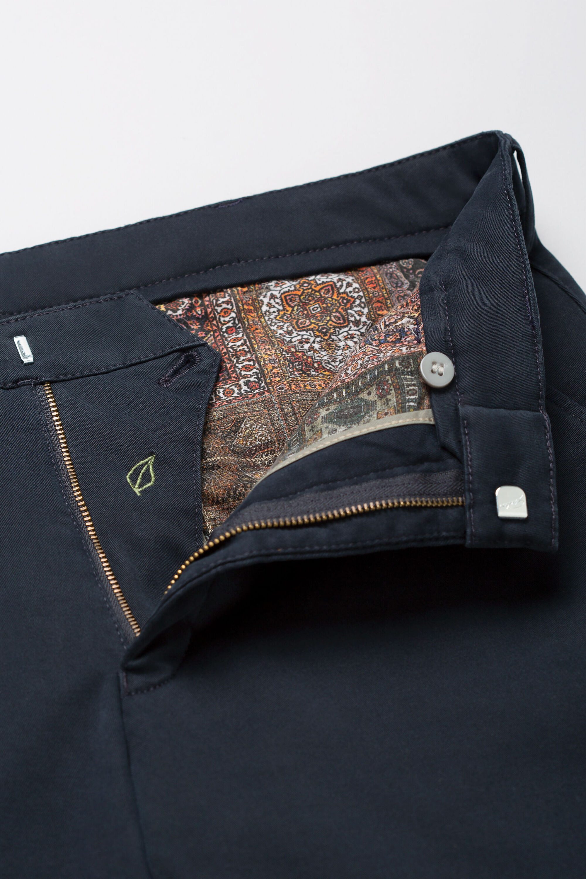 MEYER Chinos Bonn mit Ziersteppung und Knopf