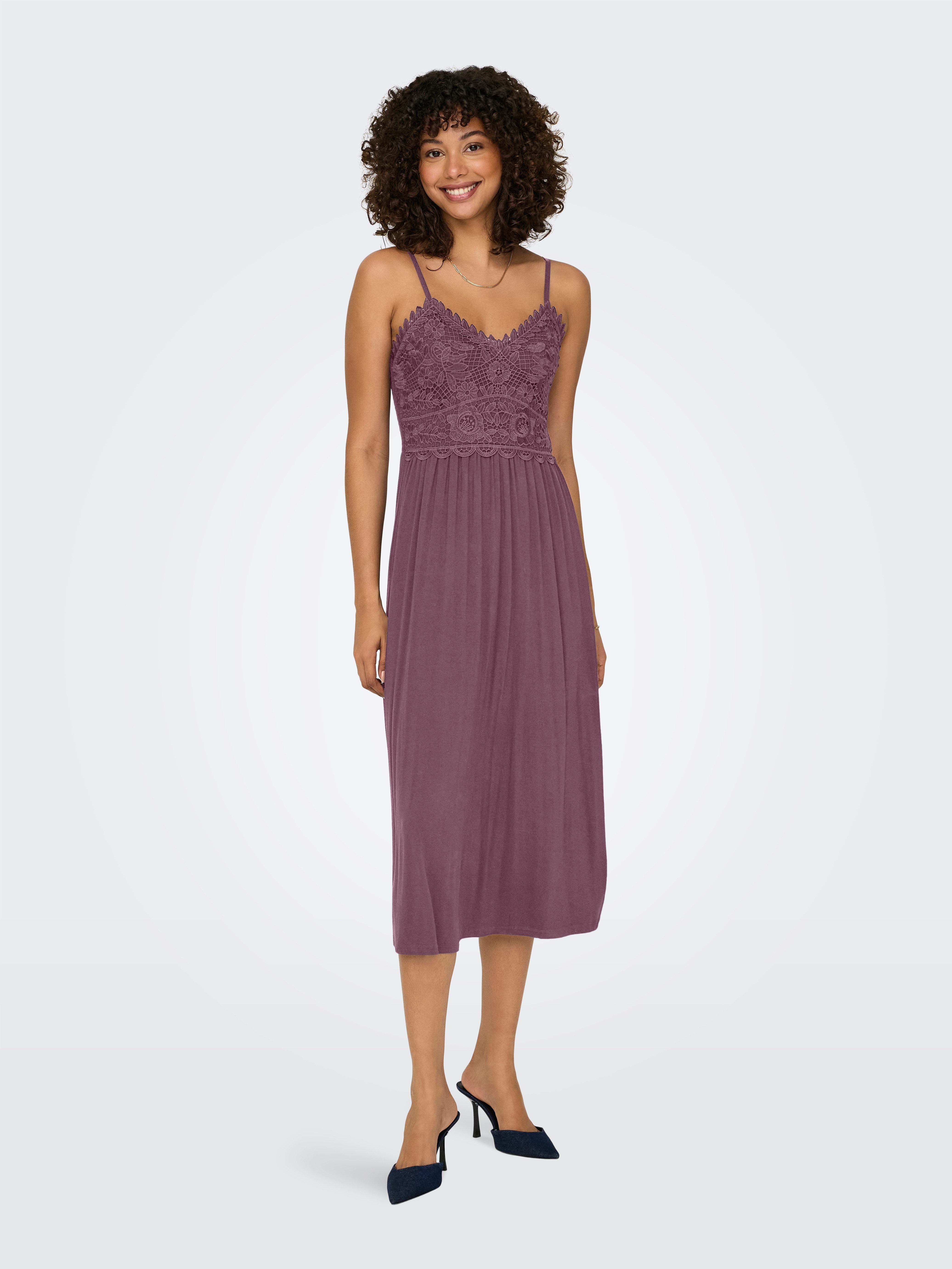 ONLY Spaghettikleid ONLHONEY STRAP DRESS JRS Viskosemischung, regular fit