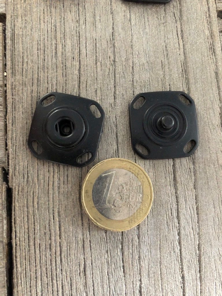 Hartmann-Knöpfe Druckknopf 5 Stück stabile schwarz eckig Metall Druckknöpfe zum Annähen