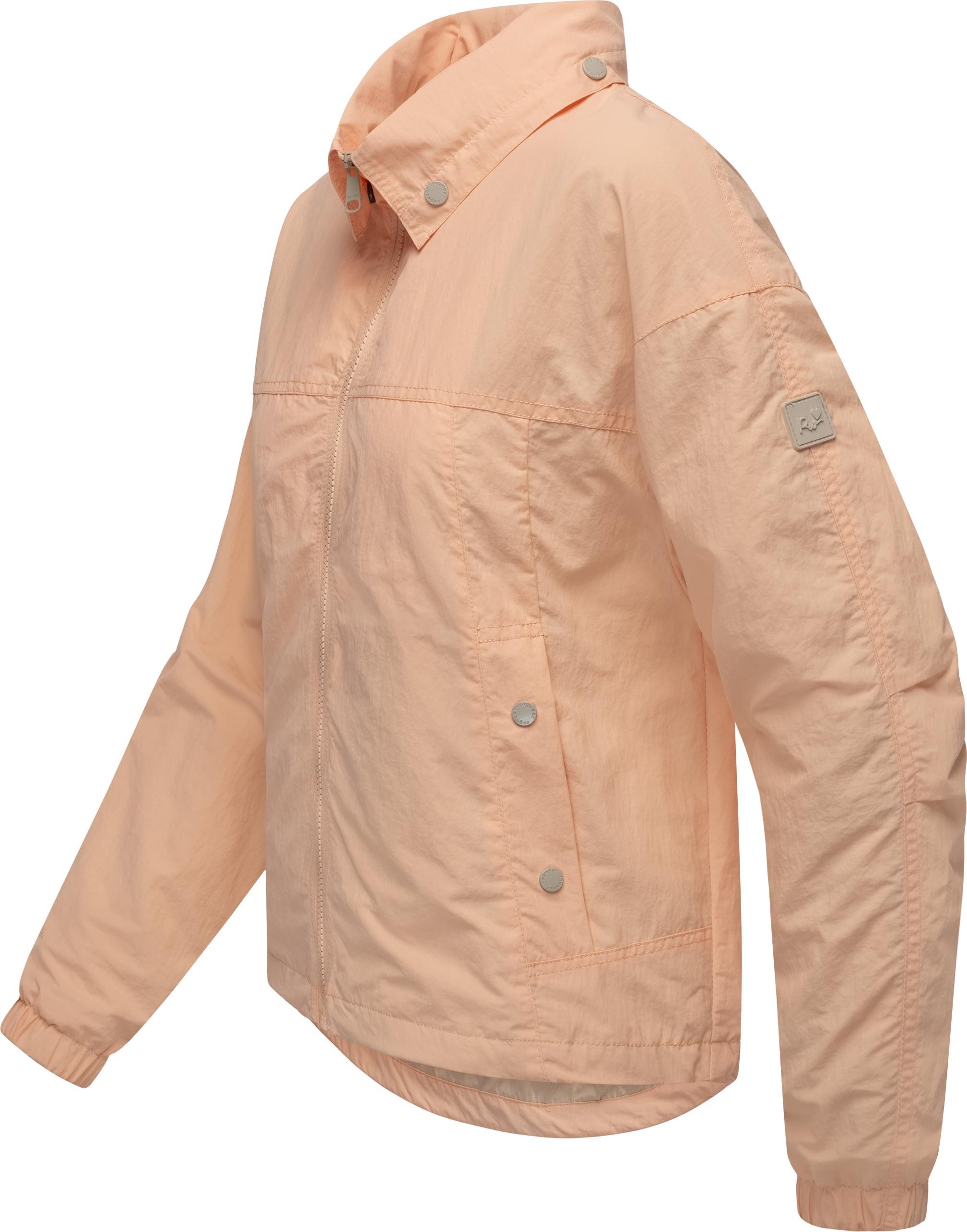 Ragwear Outdoorjacke Cerys kurze Damen Übergangsjacke mit verstaubarer Kapuze