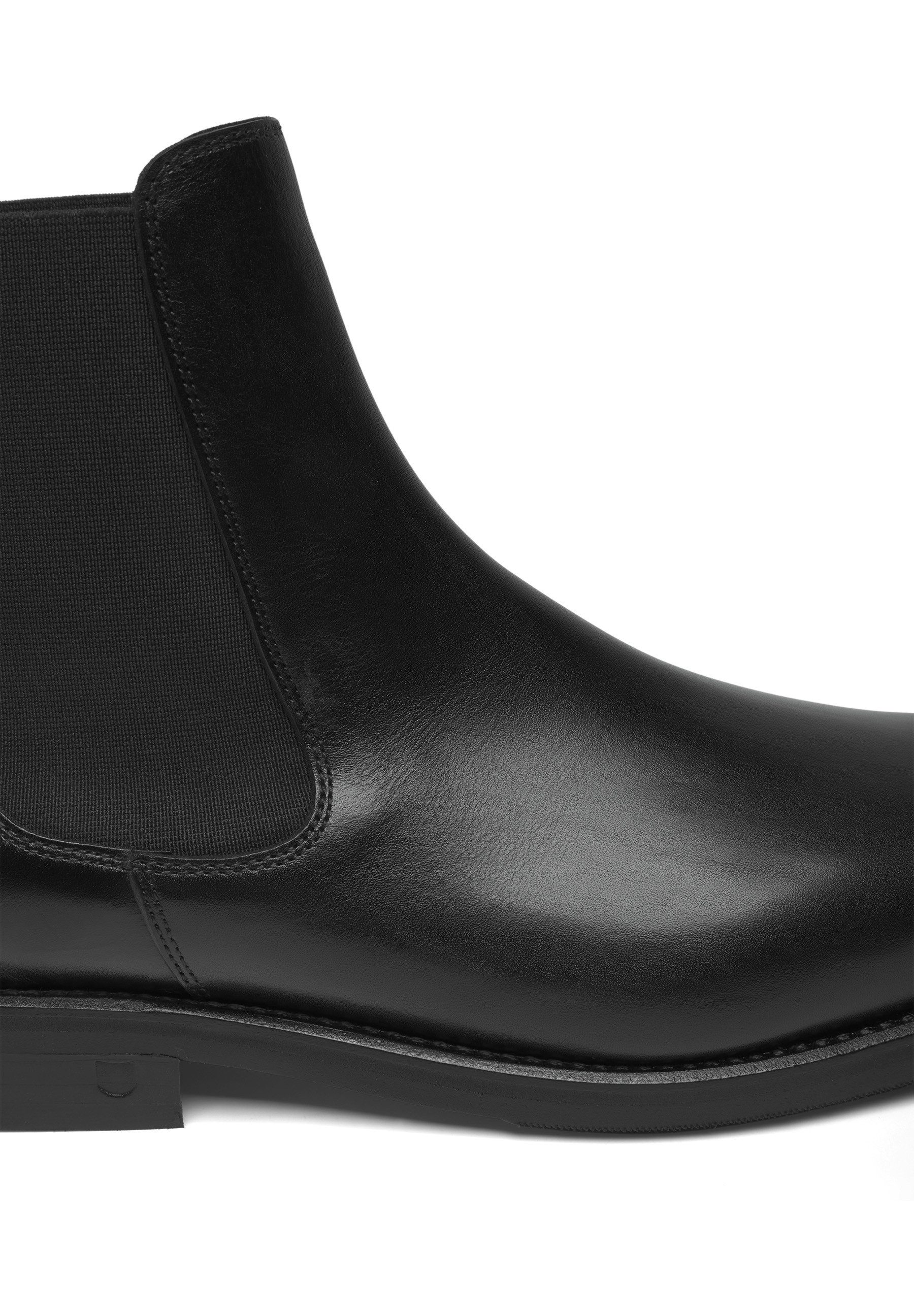 Henry Stevens Winston CB2 Chelseaboots