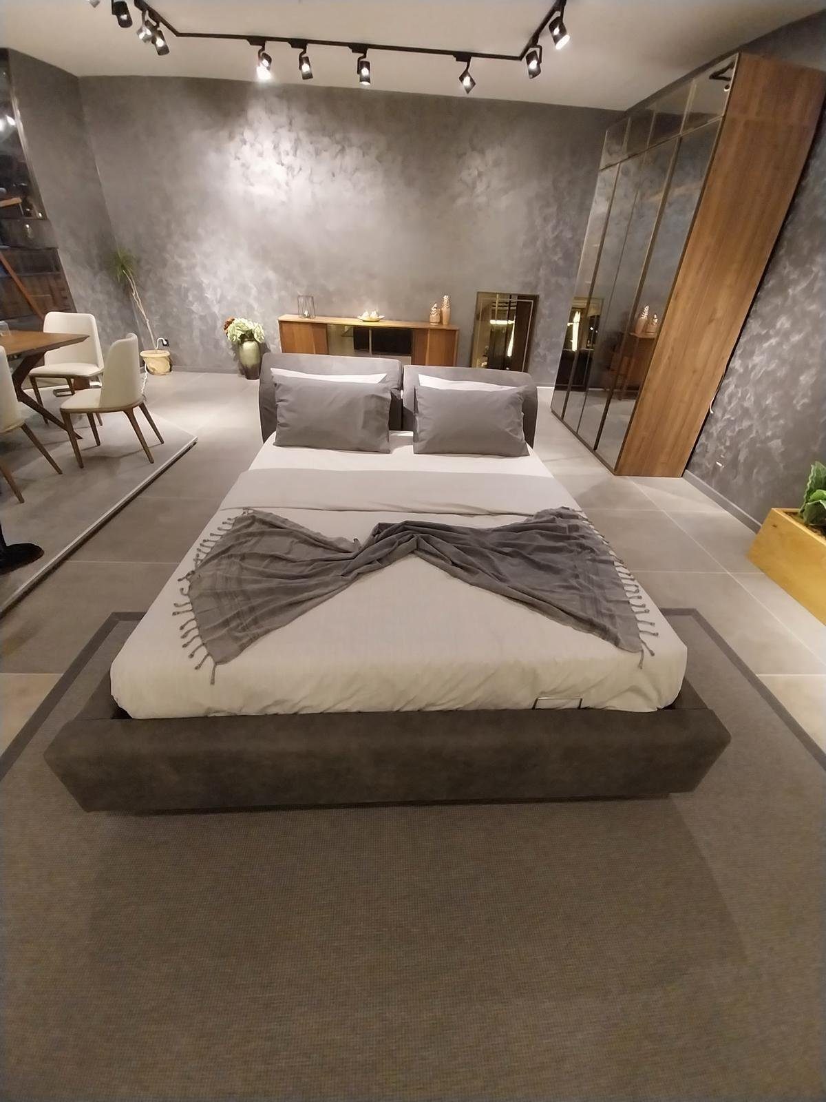 Möbel Made Bett Betten in (1-tlg), Bett Polster Europa Luxus Doppelbett Schlafzimmer JVmoebel Design