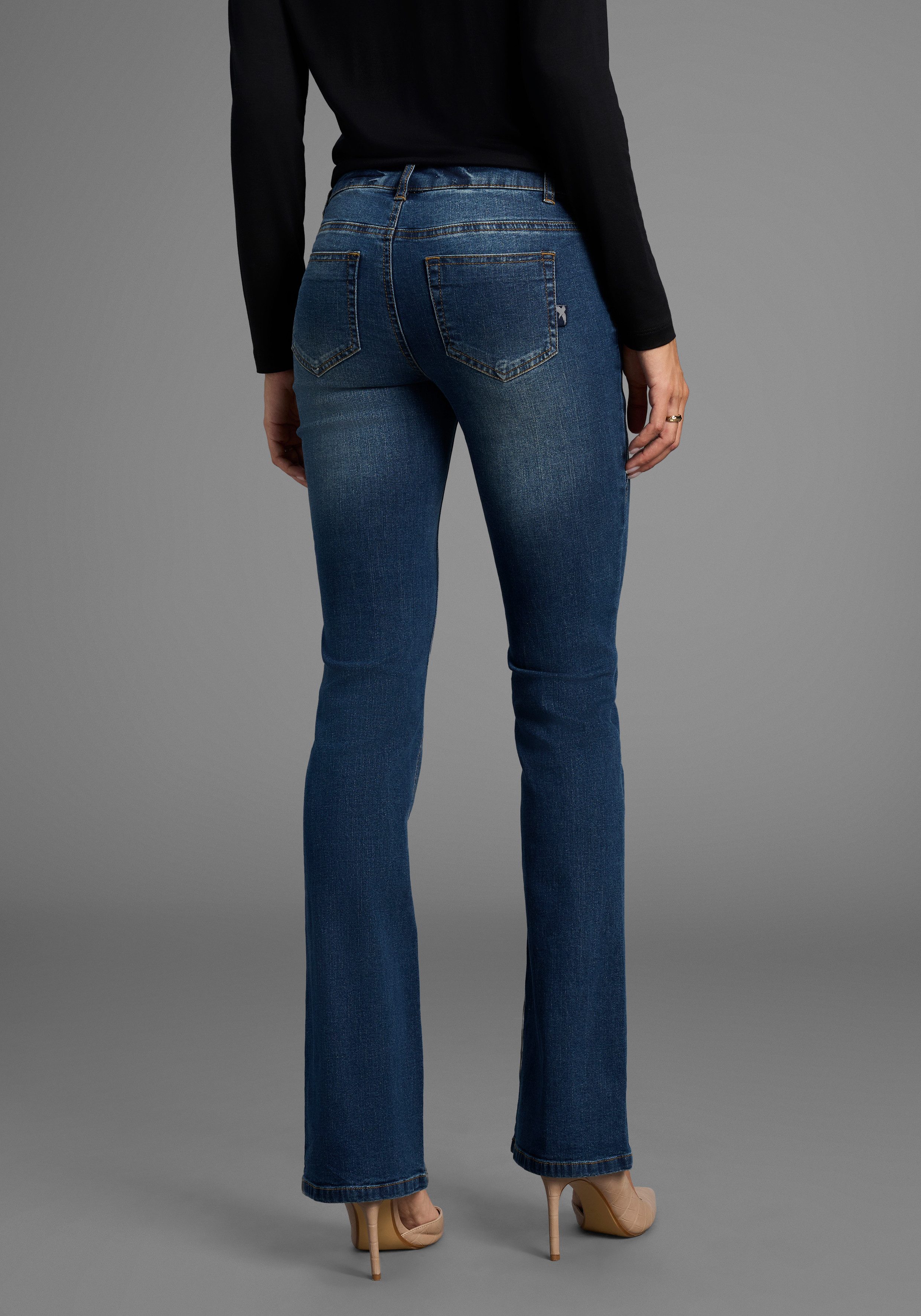 Arizona Bootcut-Jeans mit Keileinsätzen ausgestellte Beinform, günstig online kaufen
