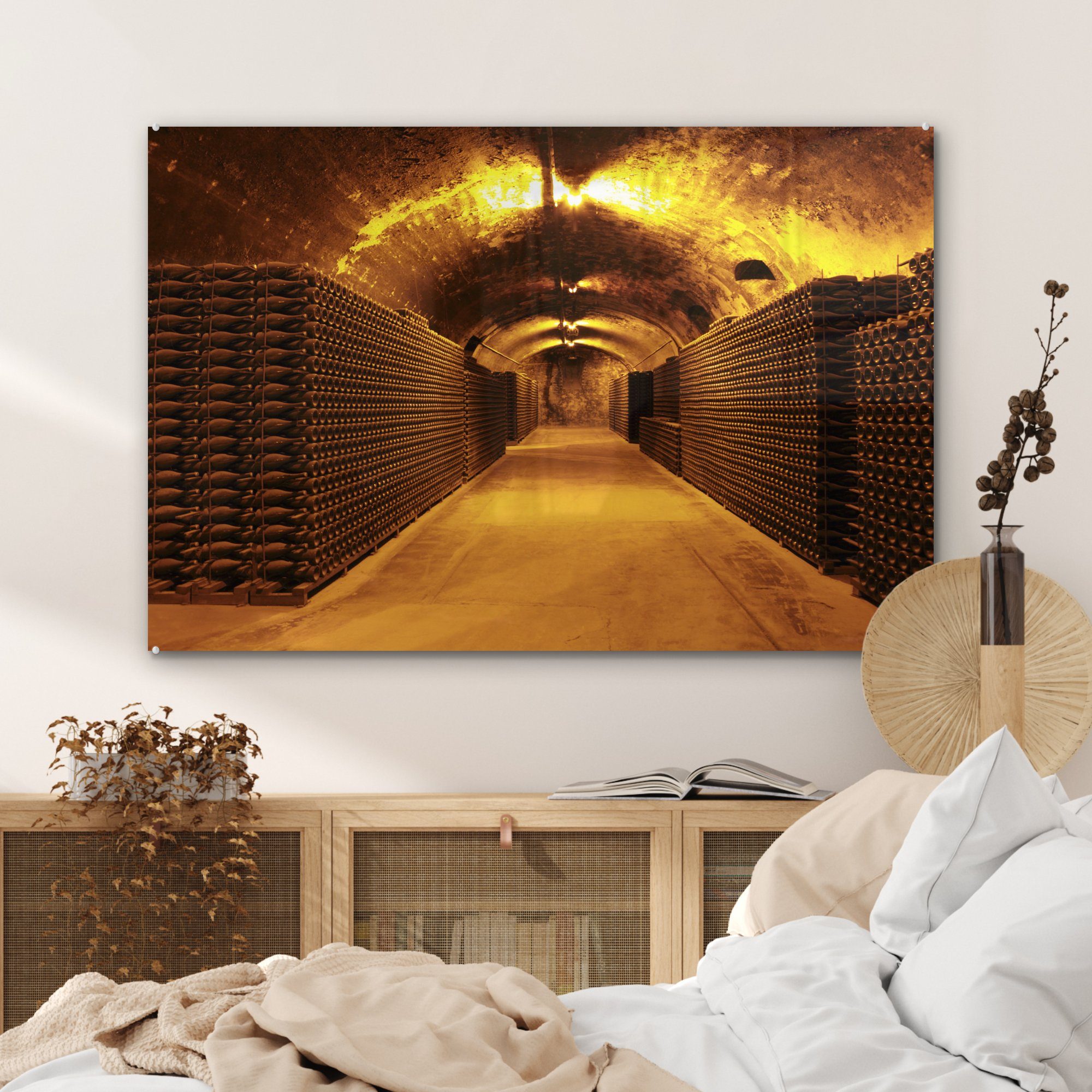 (1 St), MuchoWow Foto Acrylglasbild Weinkellers, & Schlafzimmer eines Wohnzimmer Acrylglasbilder