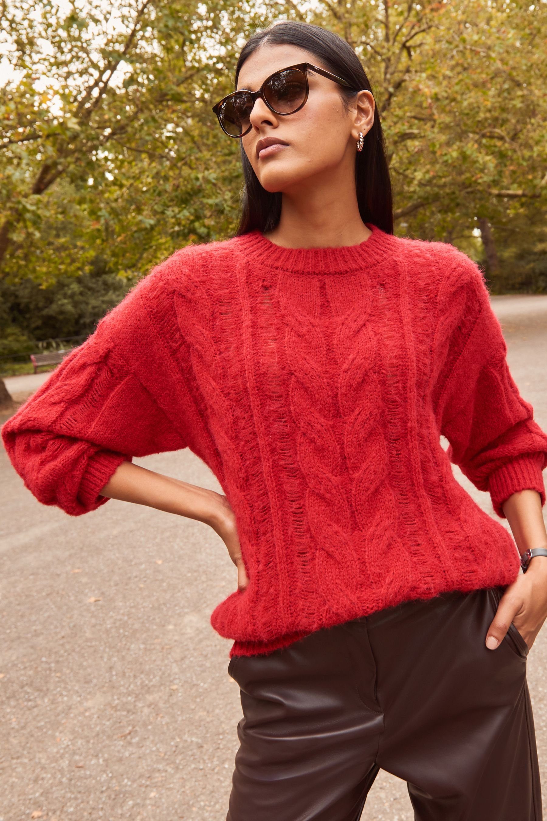 Next Rundhalspullover Pullover mit Zopf- (1-tlg) Lochmuster und Red