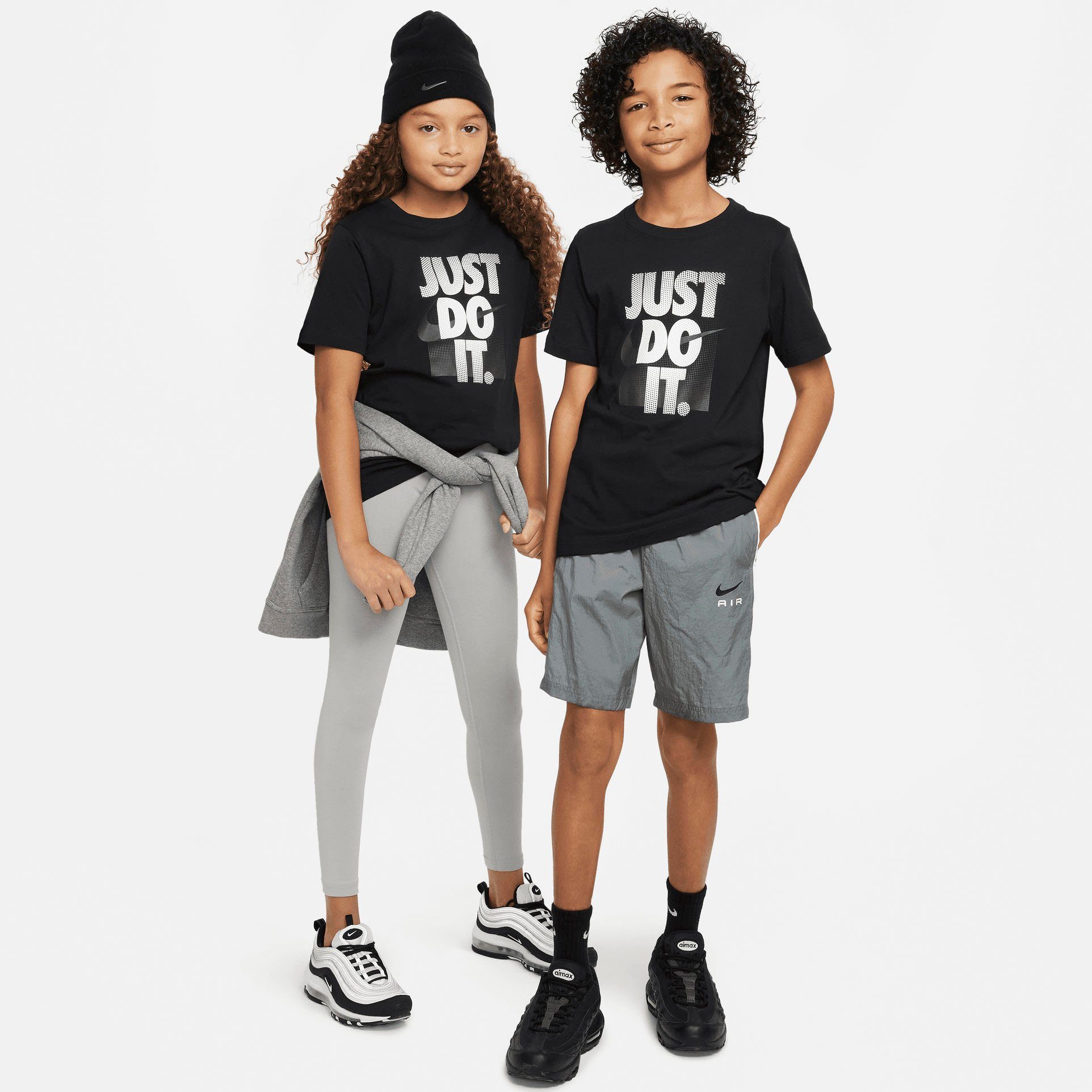 Nike Sportswear T-Shirt Big Kids' schwarz T-Shirt