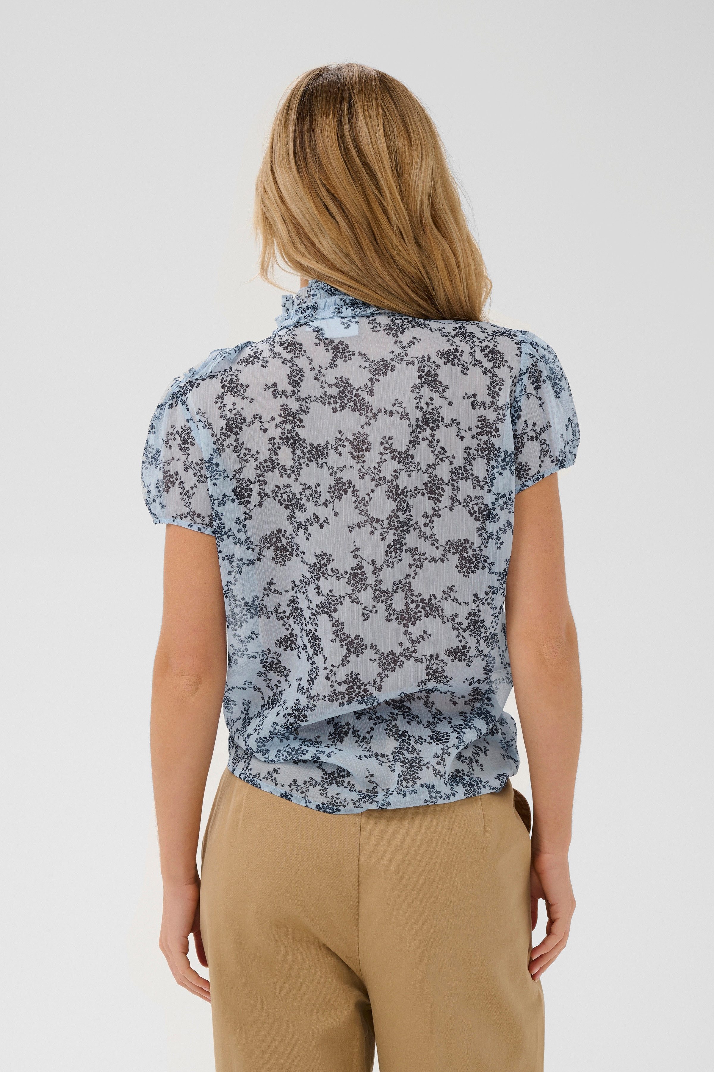 Saint Tropez Rüschenbluse LiljaSZ Crinkle SS Shirt Kunstfaser, Regular fit