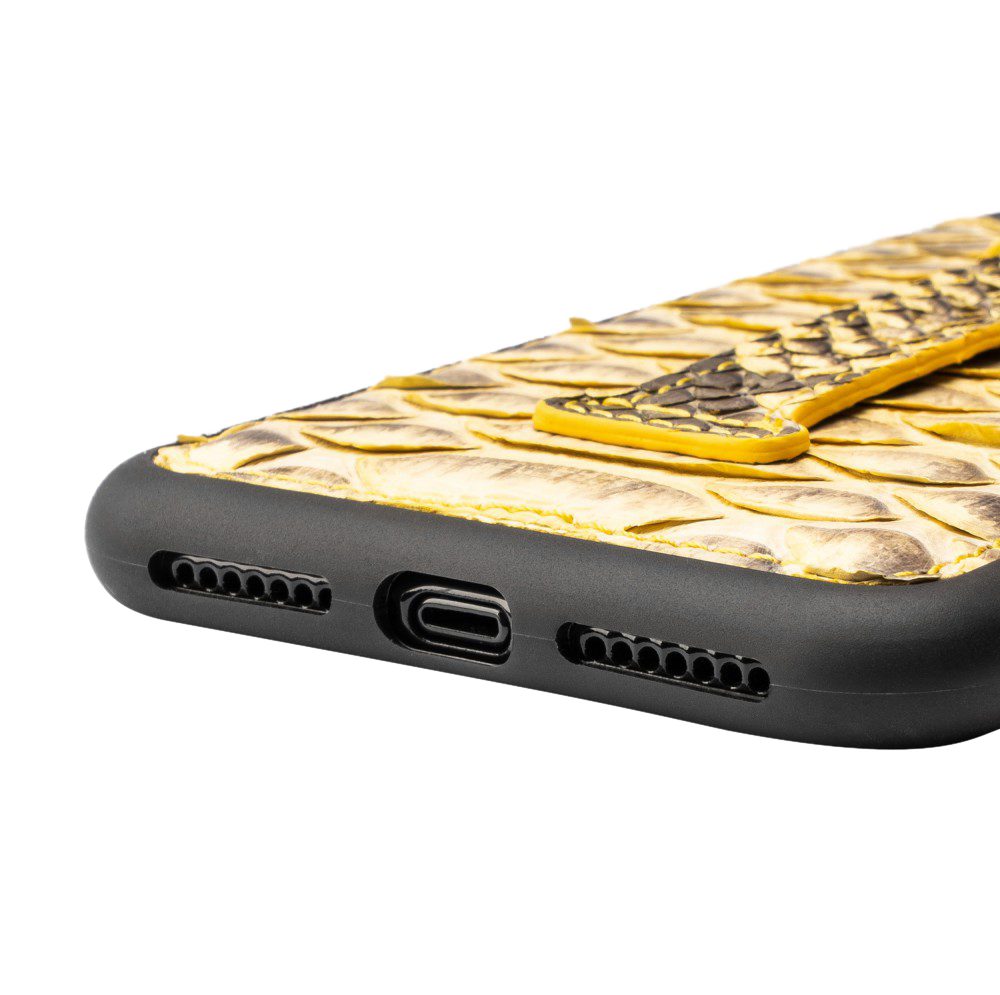GOLDBLACK Handyhülle GOLDBLACK iPHONE 11 PRO LEDERHÜLLE MIT FINGERSCHLAUFE PYTHON GELB