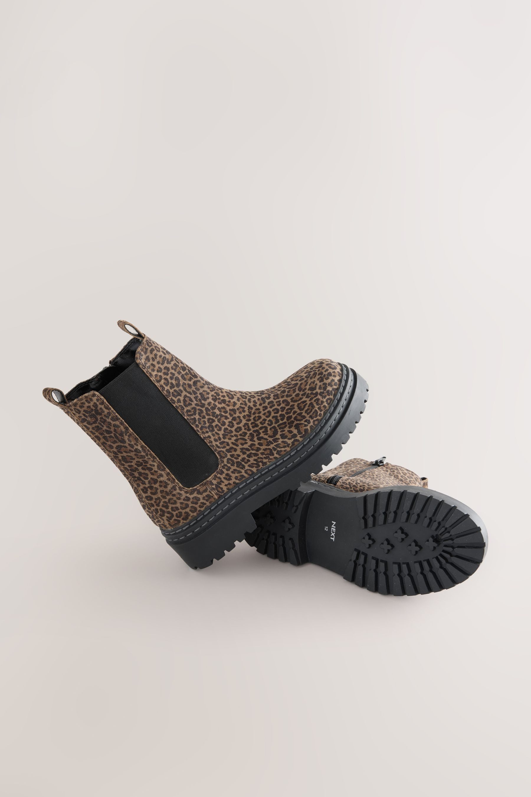 Next Klobige Chelsea-Stiefeletten aus Leder Chelseaboots (1-tlg)