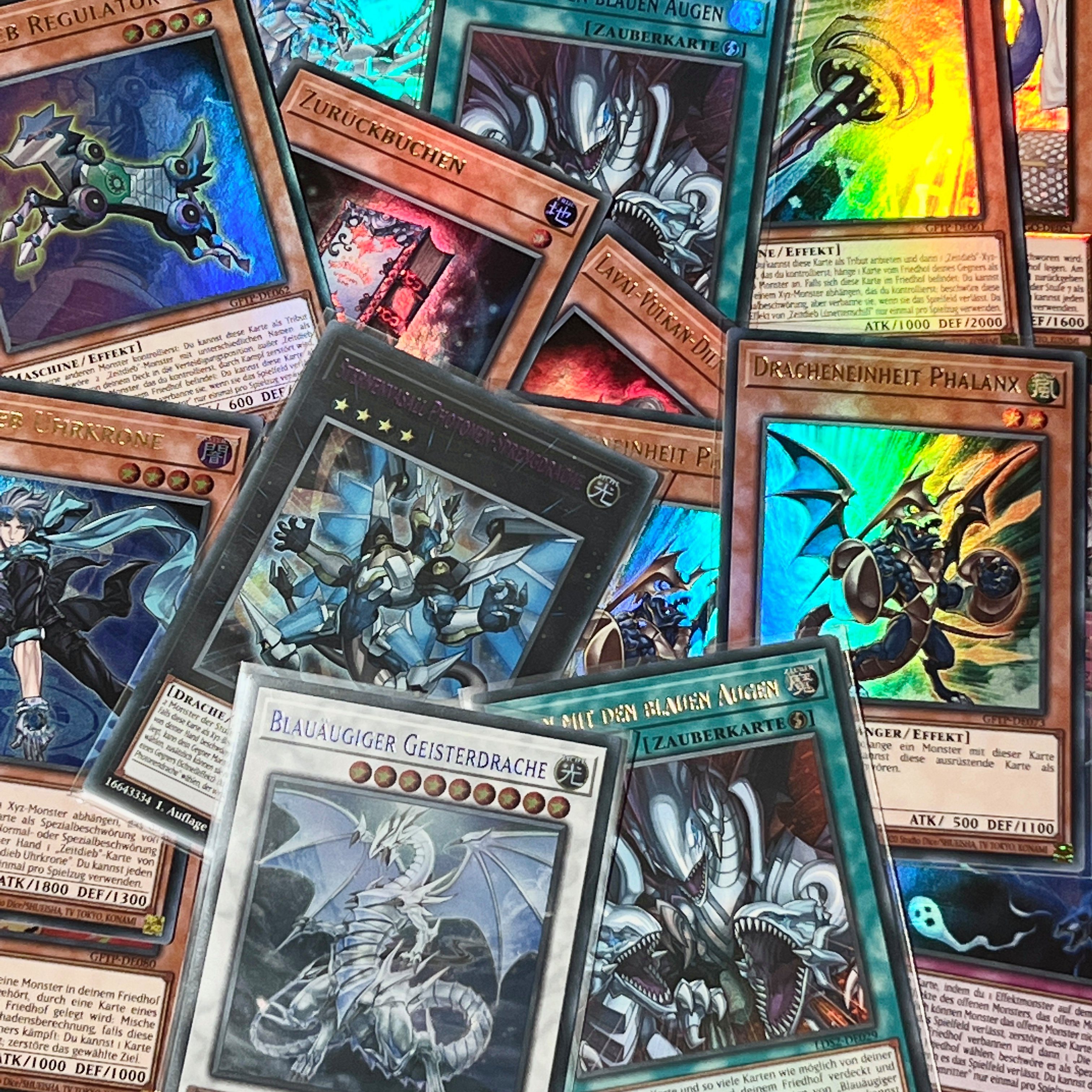 KingsofCards Sammelkarte Yu-Gi-Oh! Set mit 20 Holokarten- Deutsch