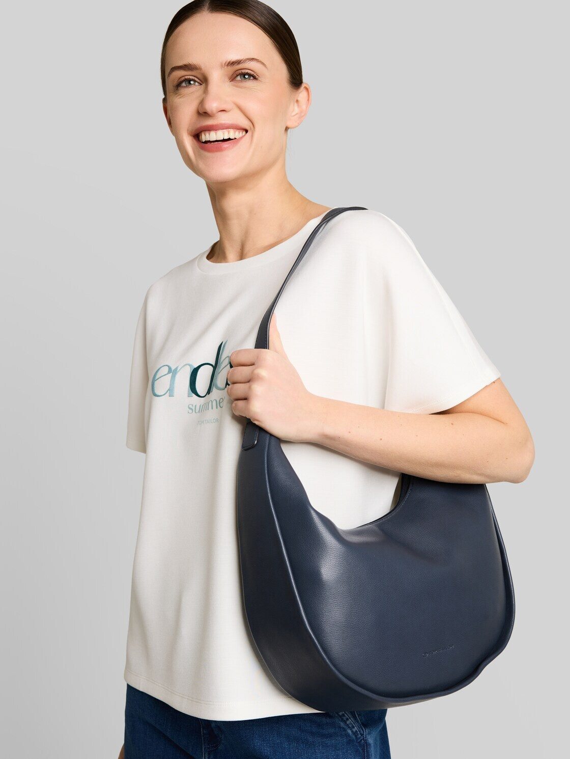 TOM TAILOR Beuteltasche Bags, TTTATIANA M Schultertasche mit gemustertem Webriemen