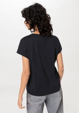 Hessnatur T-Shirt Relaxed aus reiner Bio-Baumwolle (1-tlg)