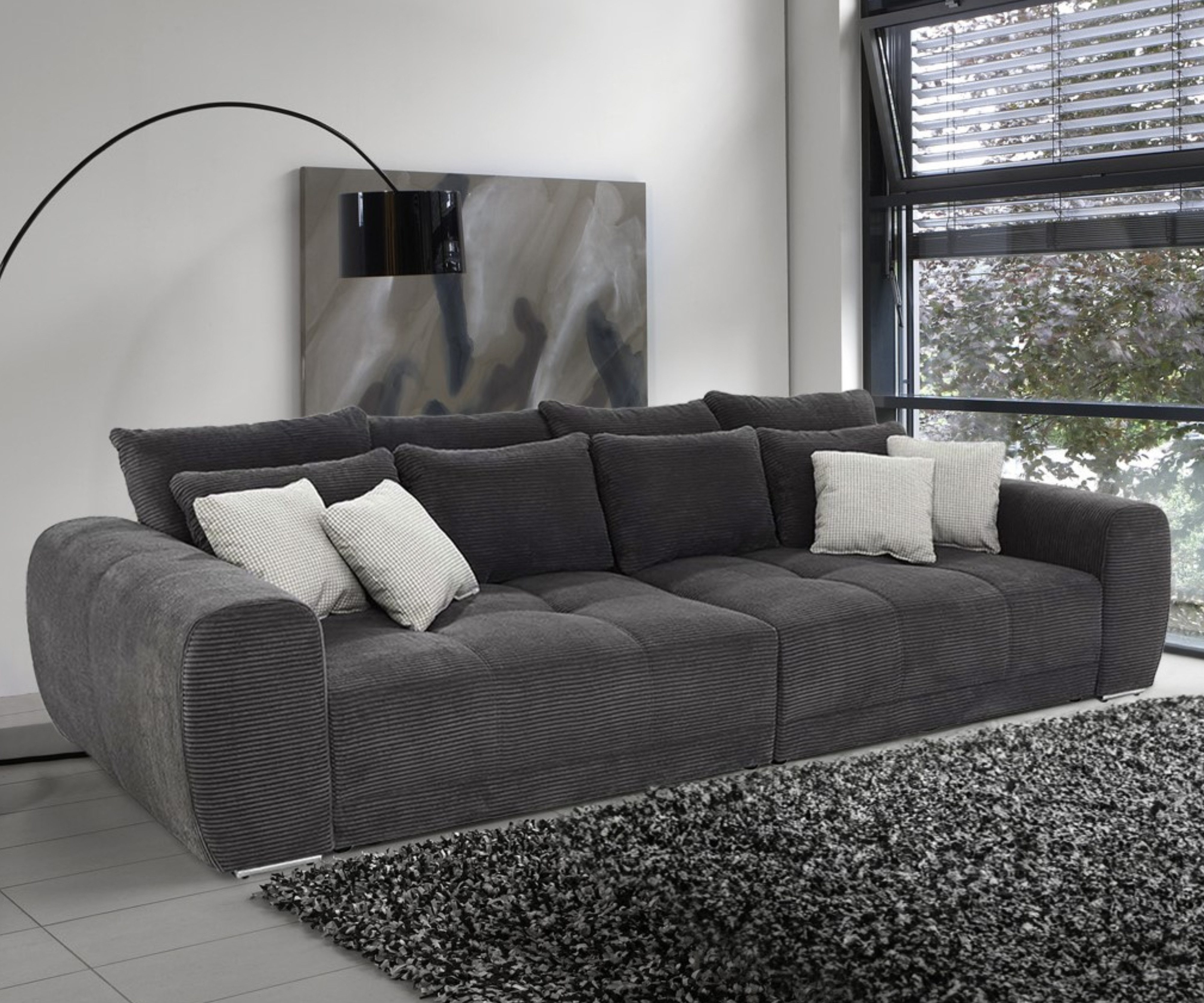 luma-home Big-Sofa 15171, XXL-Couch B306/T134/H86 cm, Liegefläche 120x240 cm mit Federkernpolsterung, viele Kissen, markante Steppungen, Cordstoff Grau Anthrazit