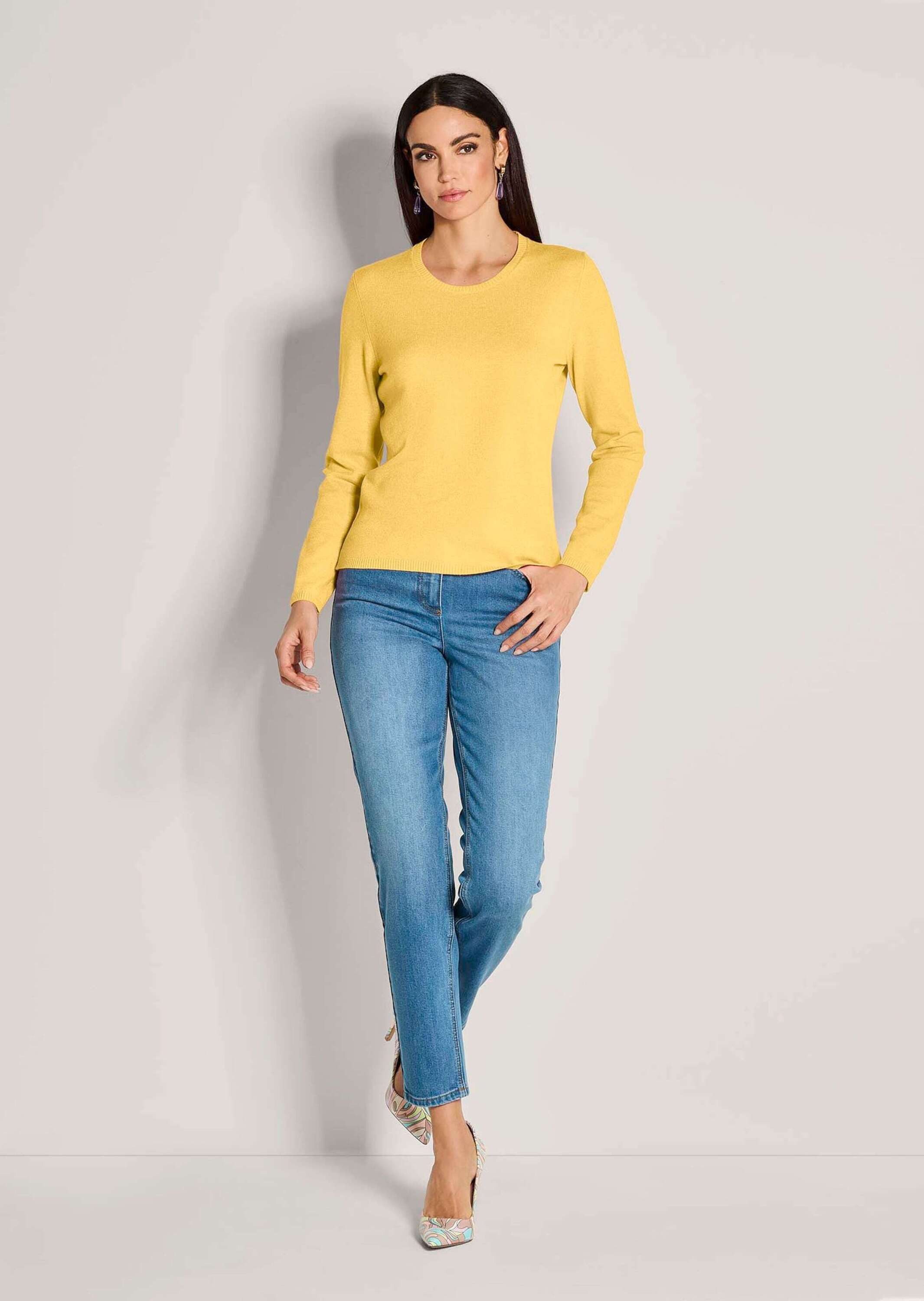 MADELEINE Strickpullover Leichtes Feinstrick-Oberteil mir Rundhals Modernes günstig online kaufen