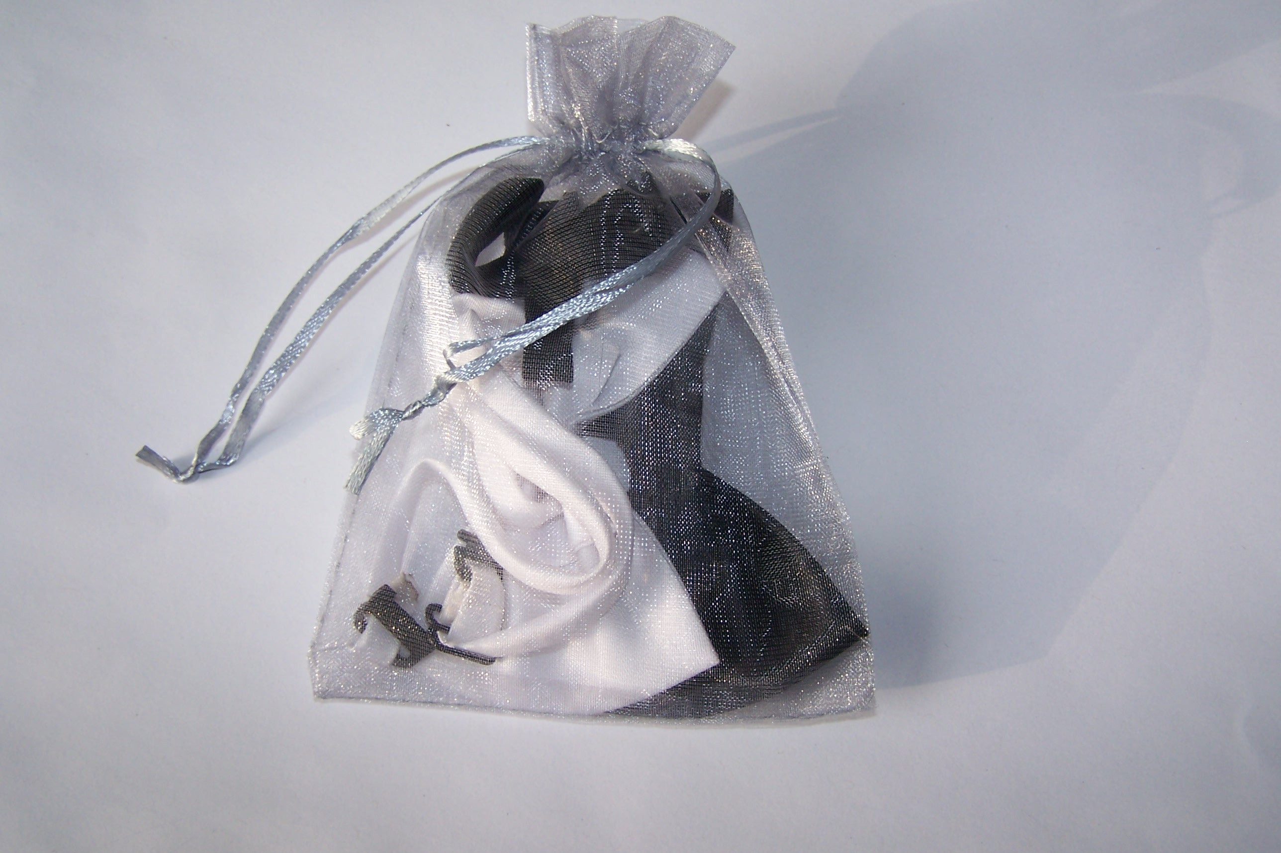 Schleifenparadies Hunde-Halsband Hundeschleifen, Hundefliegen, für den Hund, für Hunde und für Katzen, wiederverwendbar, robust, elegant