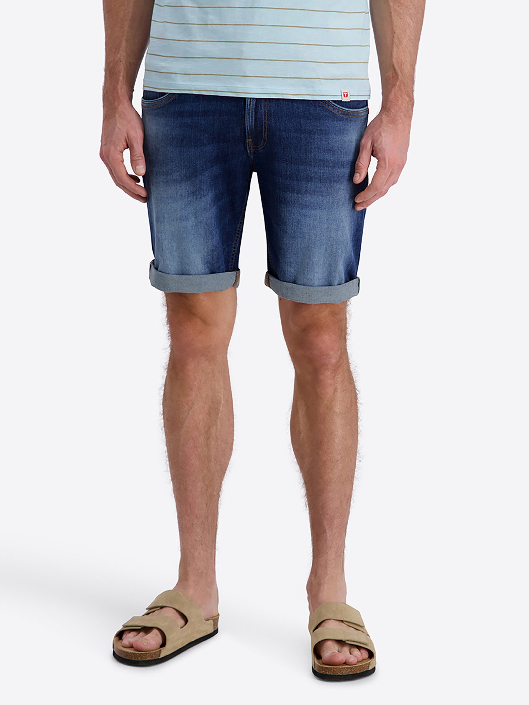 TIMEZONE Jeansshorts Gerader Schnitt Klassischer Denim Look Kontrastnähte für Herren (1-tlg) Baumwolle Slim Fit Einfarbig atmungsaktiv Reißverschluss