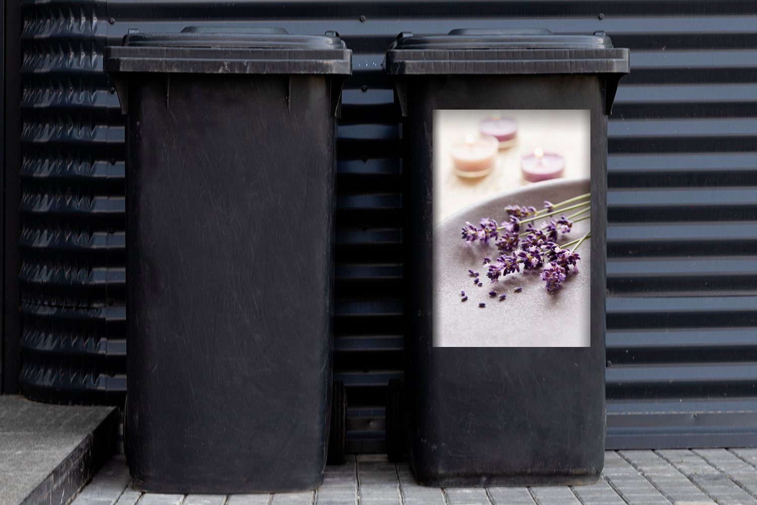 MuchoWow Wandsticker Nahaufnahme von Lavendelblüten Mülleimer-aufkleber, (1 Sticker, Mülltonne, St), Abfalbehälter Container